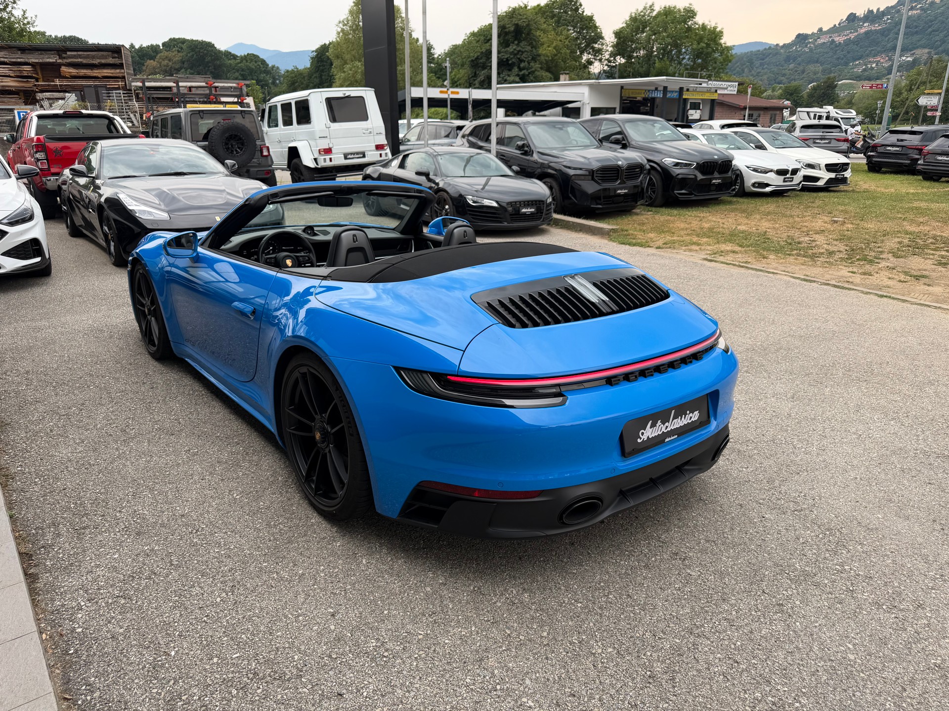 PORSCHE 911 Carrera 4 GTS Cabriolet PDK-image-7