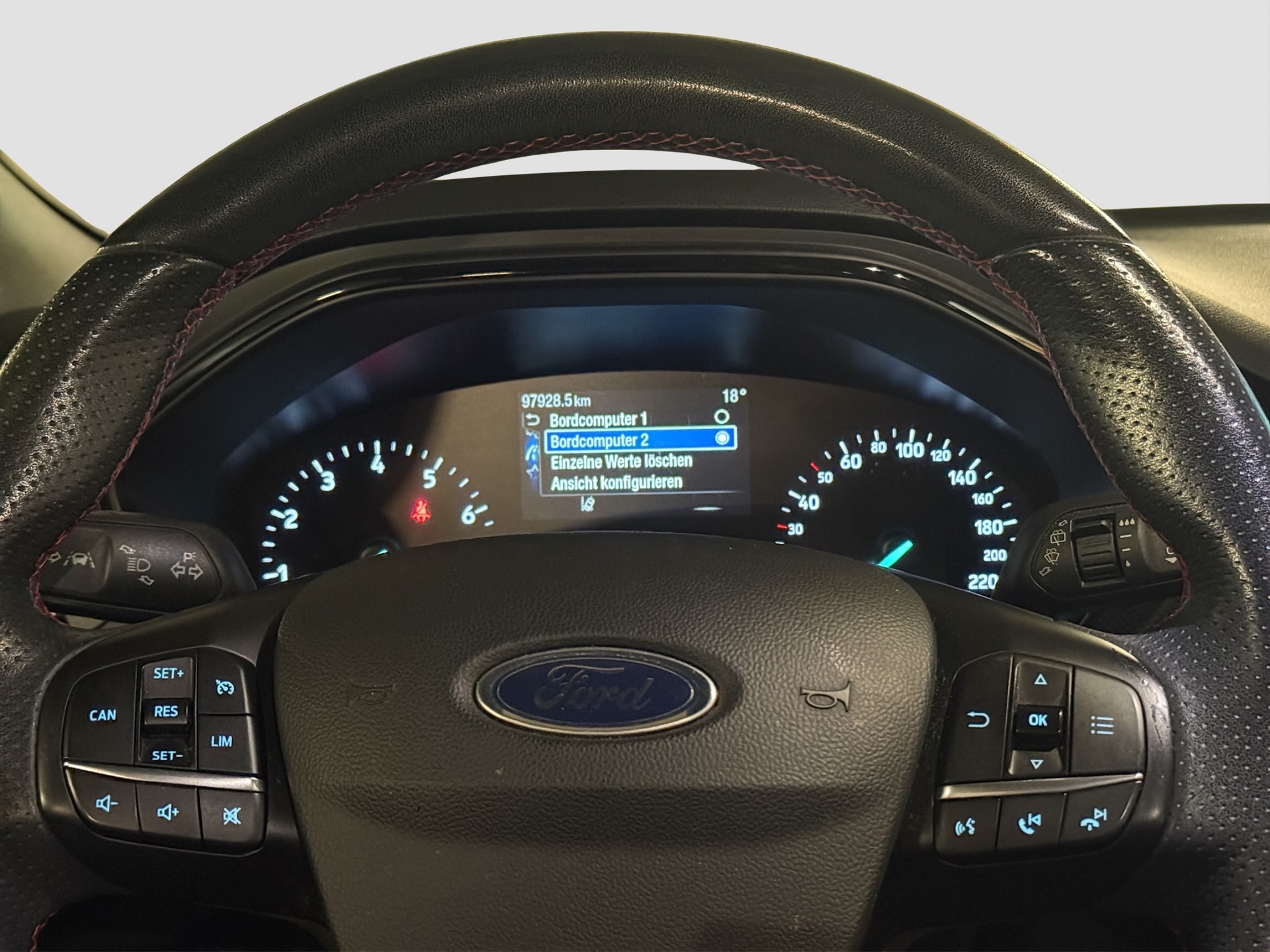 FORD Focus 1.0 SCTi ST-Line ** Frisch ab MFK und Service ** CH Fahrzeug ** 1. Hand **-image-8