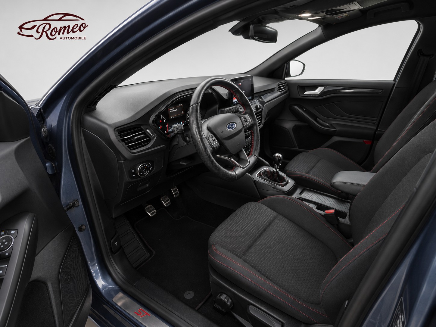 FORD Focus 1.0 SCTi ST-Line ** Frisch ab MFK und Service ** CH Fahrzeug ** 1. Hand **-image-4