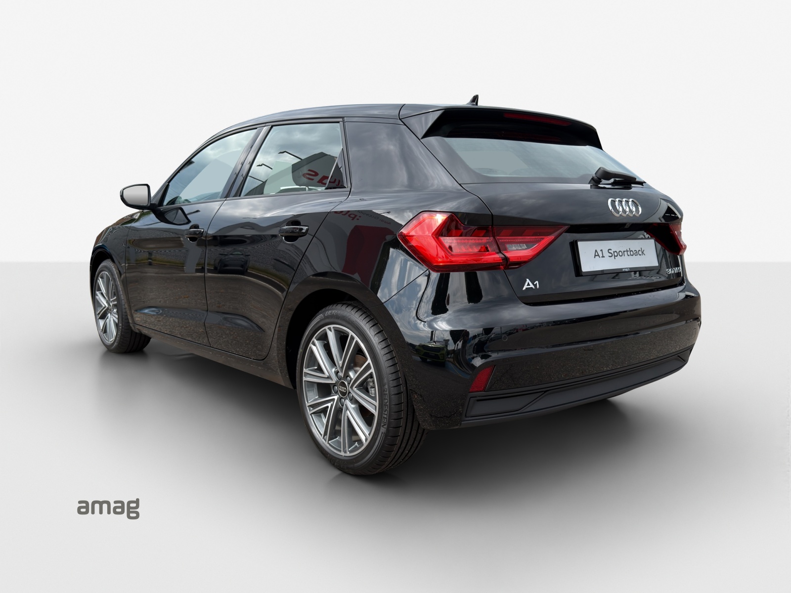 AUDI A1 Sportback 30 TFSI Attraction S-tronic-showroom-element-2