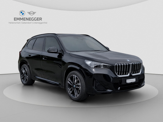 BMW X1 xDrive 30e M Sport-showroom-element-2