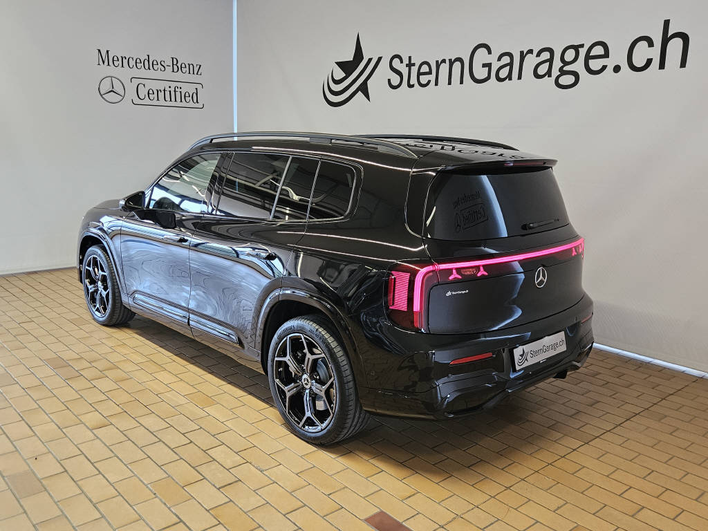 MERCEDES-BENZ GLB 350 4Matic-showroom-element-2