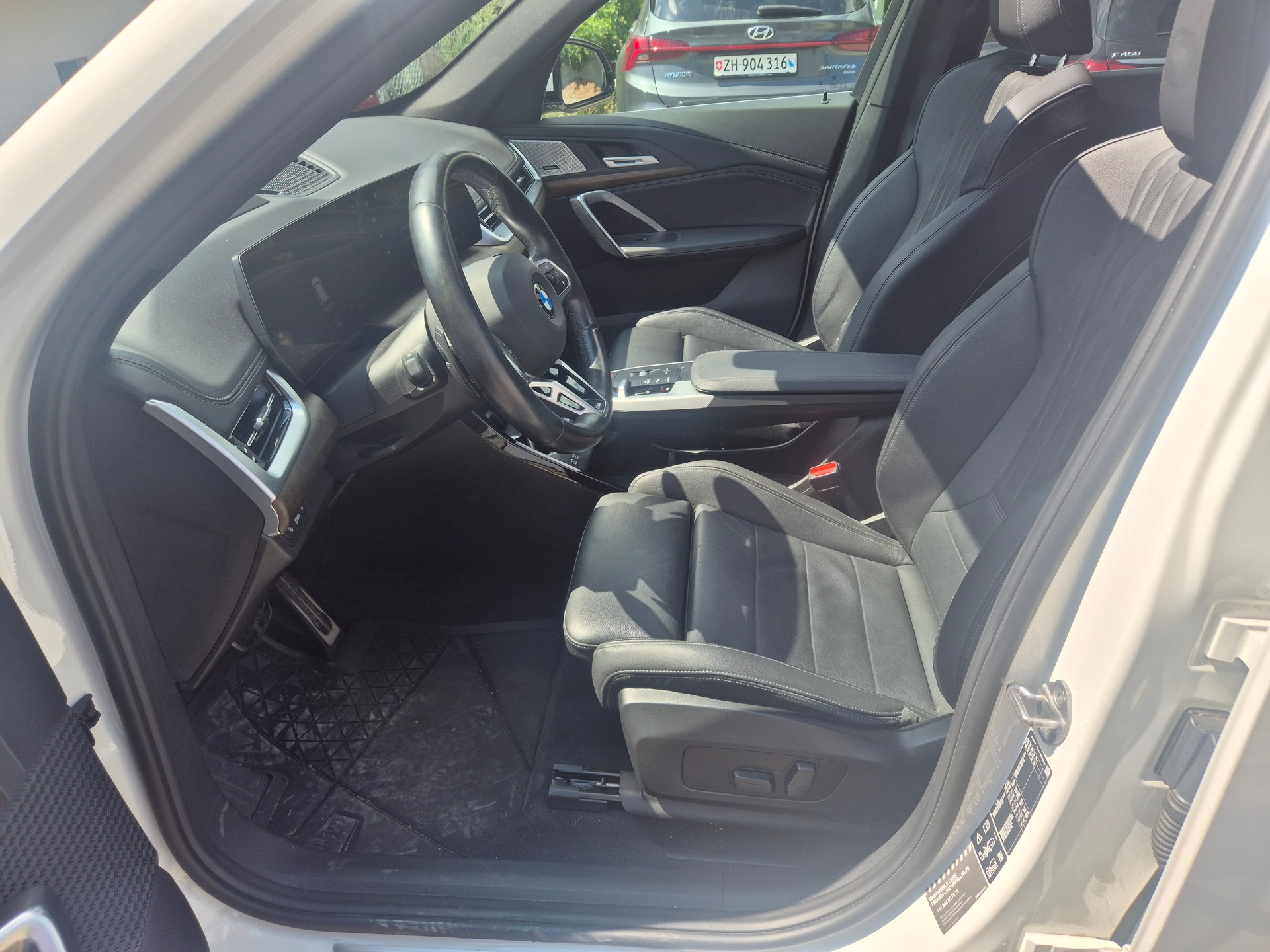 BMW X1 xDrive 23d 48V M Sport-image-7