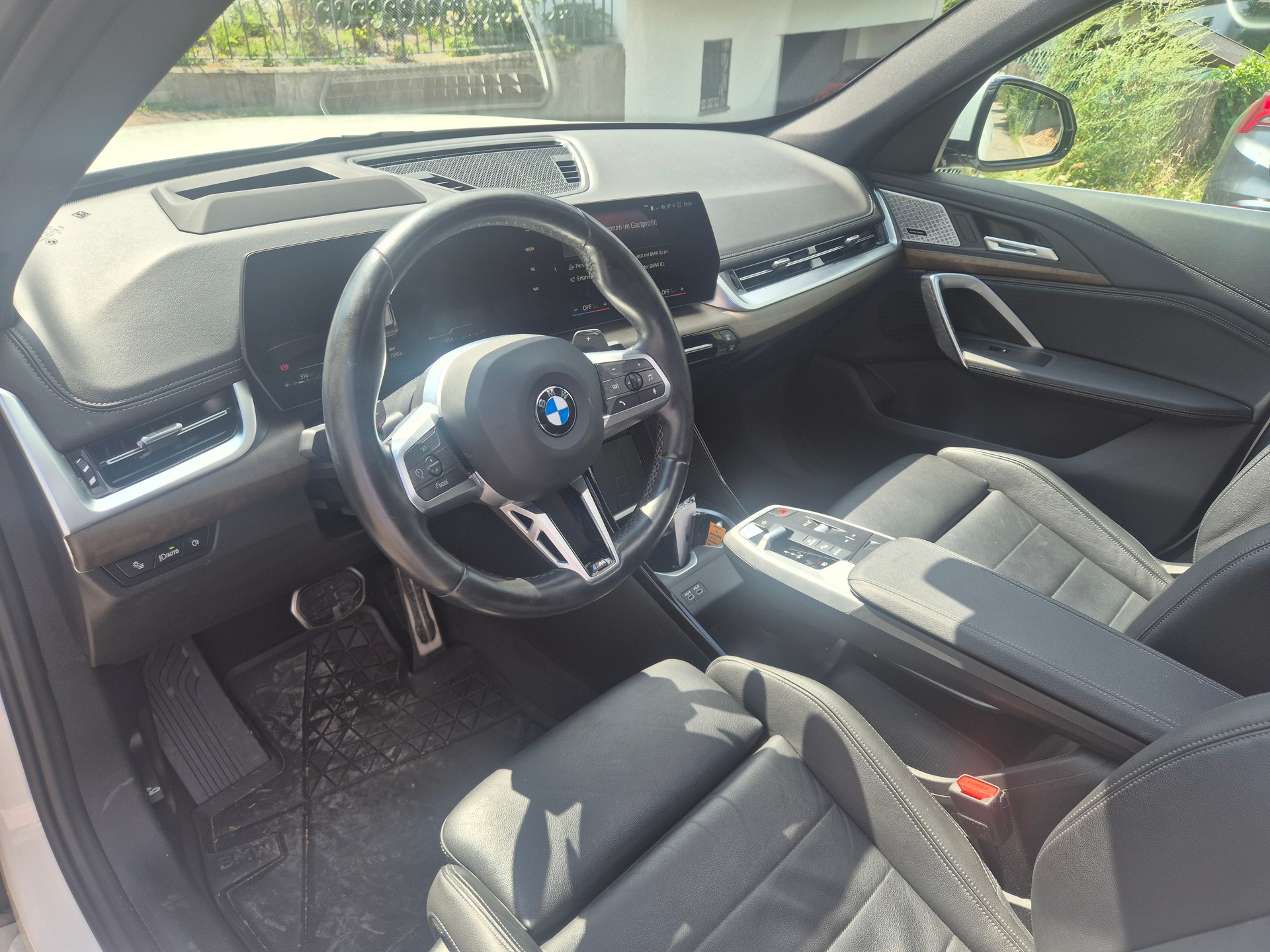 BMW X1 xDrive 23d 48V M Sport-image-8