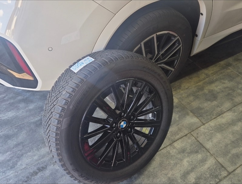 BMW X1 xDrive 23d 48V M Sport-image-15