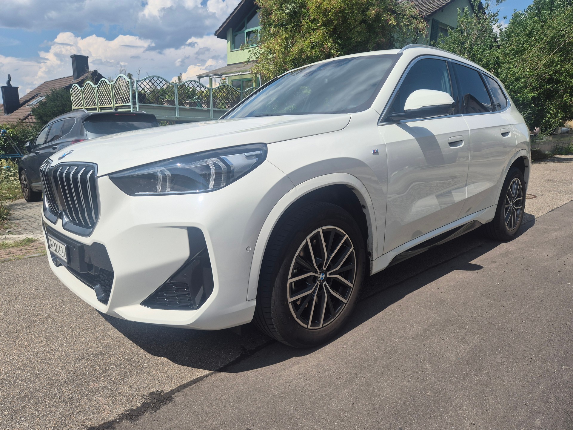 BMW X1 xDrive 23d 48V M Sport-image-1