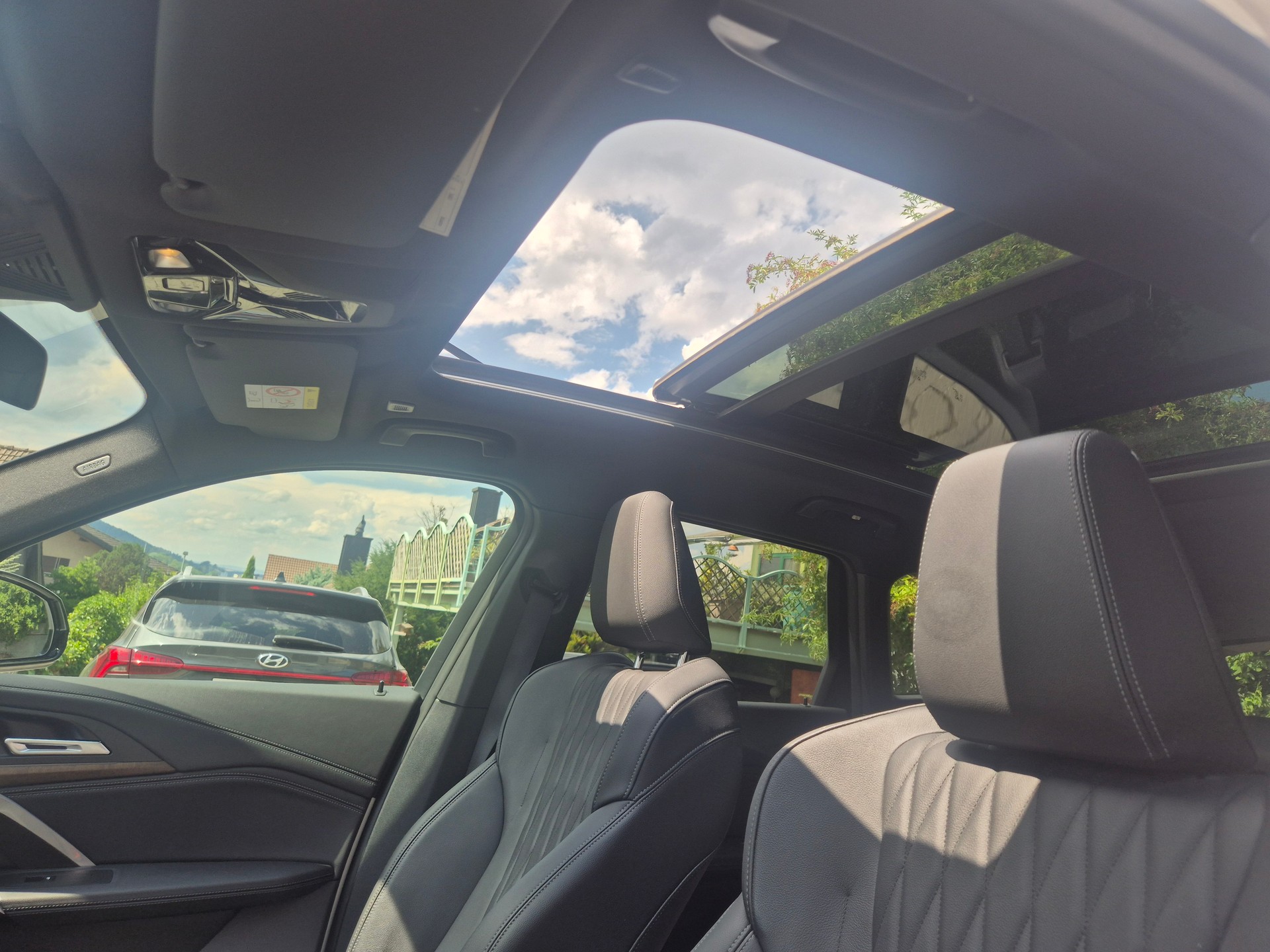 BMW X1 xDrive 23d 48V M Sport-image-10