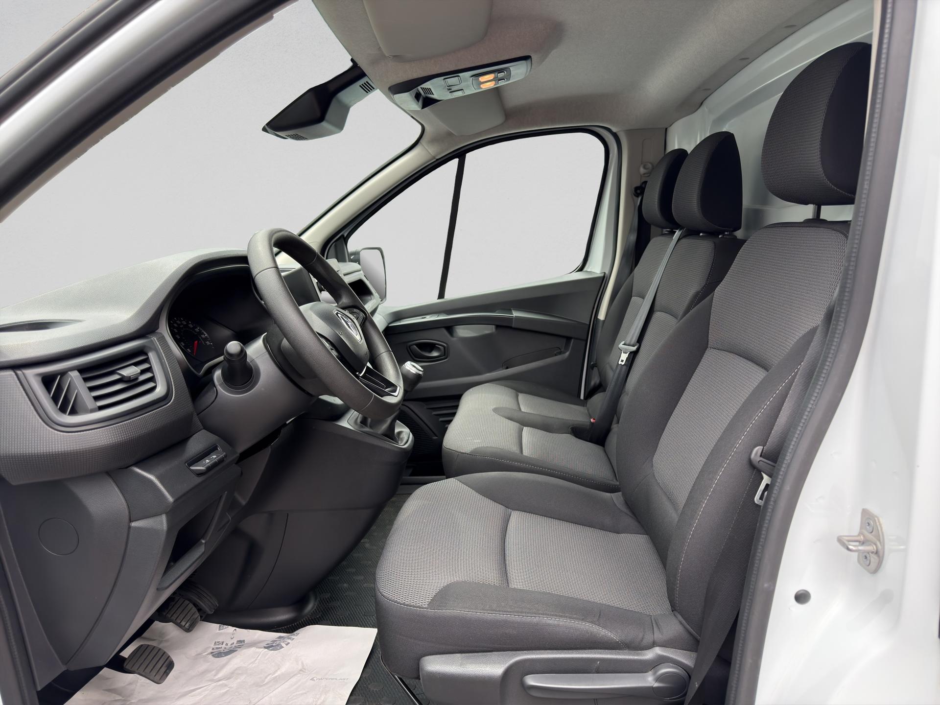 RENAULT Trafic 2.0 Blue dCi 130 Advance L2H1 EN-image-7