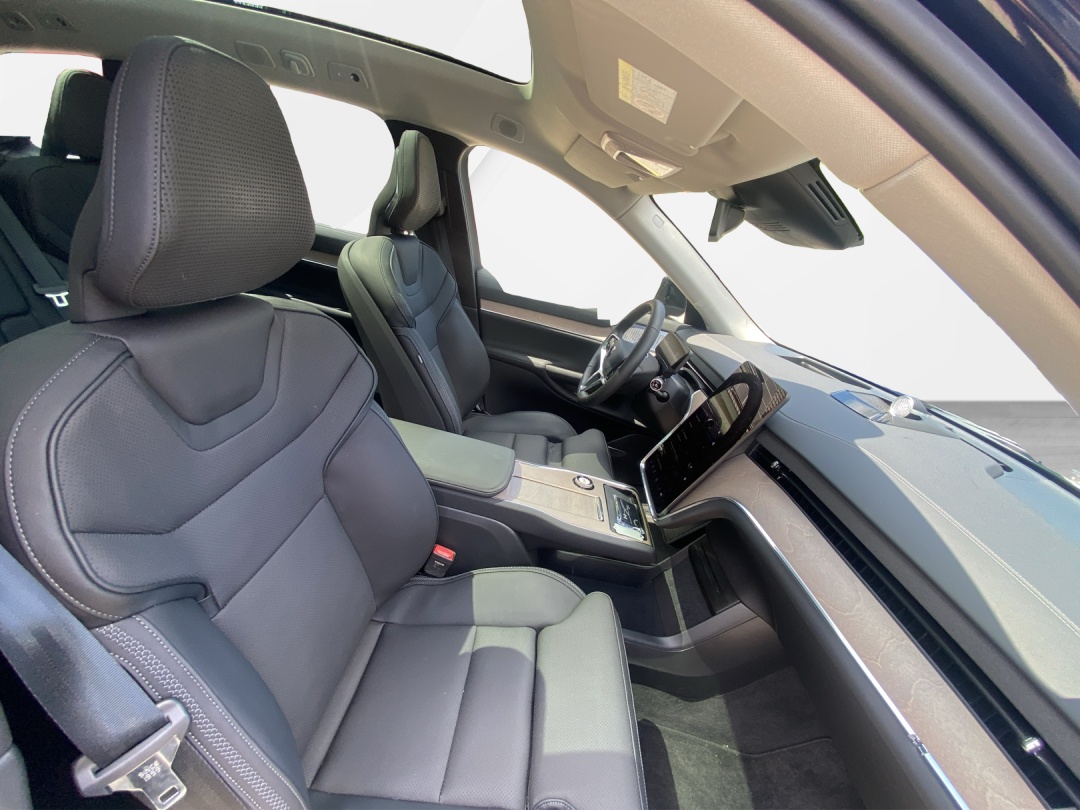 VOLVO EX90 Twin Performance 111 kWh Ultra AWD-image-11