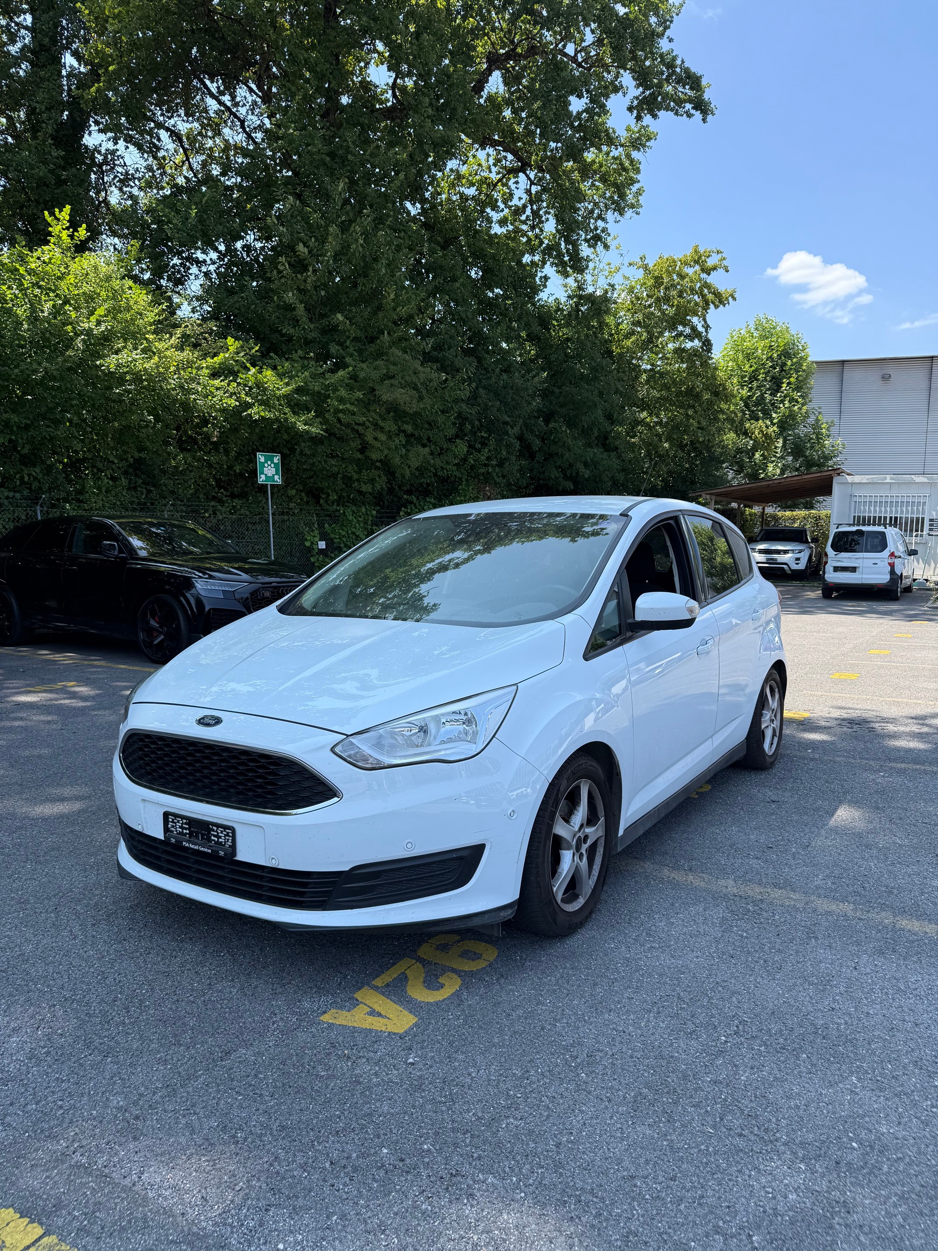 FORD C-Max 1.0 SCTi Titanium-image-0