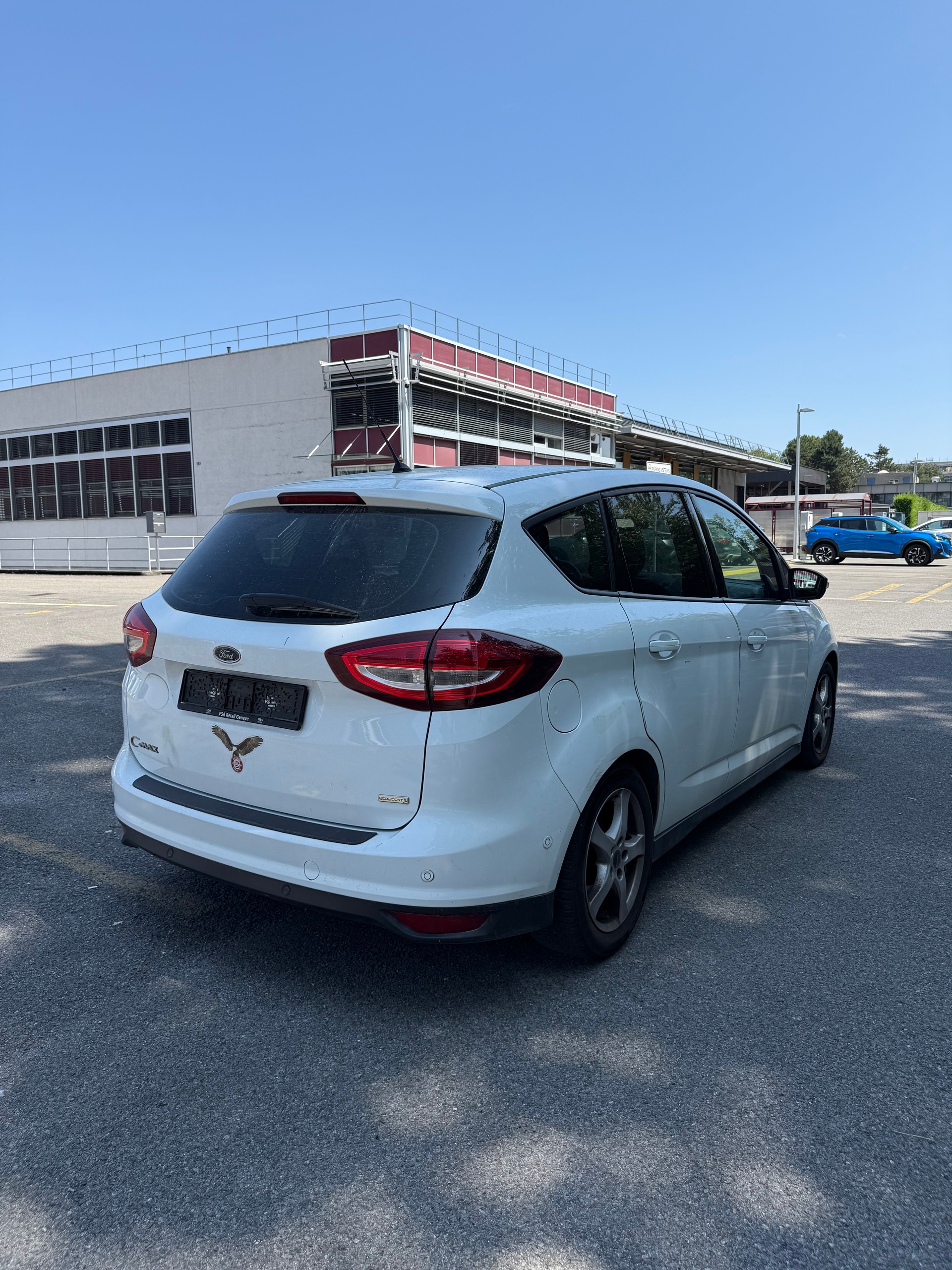 FORD C-Max 1.0 SCTi Titanium-image-3