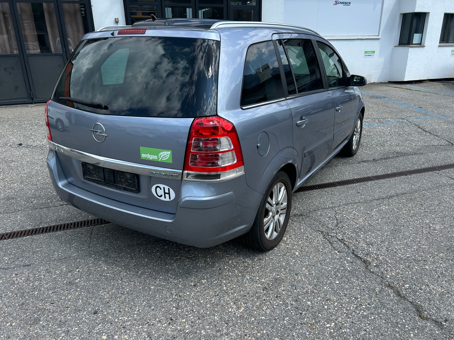 OPEL Zafira 1.6i 16V Turbo CNG Enjoy-image-5