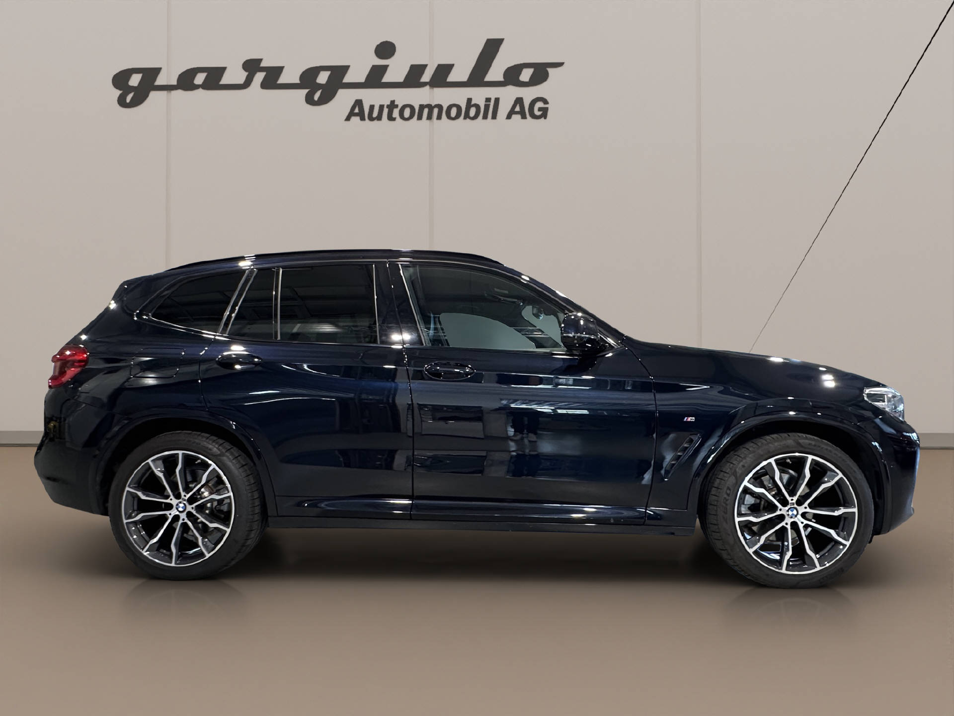 BMW X3 48V 20d xDrive M Sport-showroom-element-3