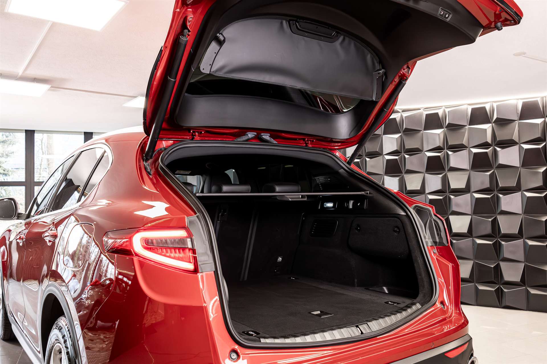 ALFA ROMEO Stelvio 2.2 JTDM Super Q4 Automatic-image-22