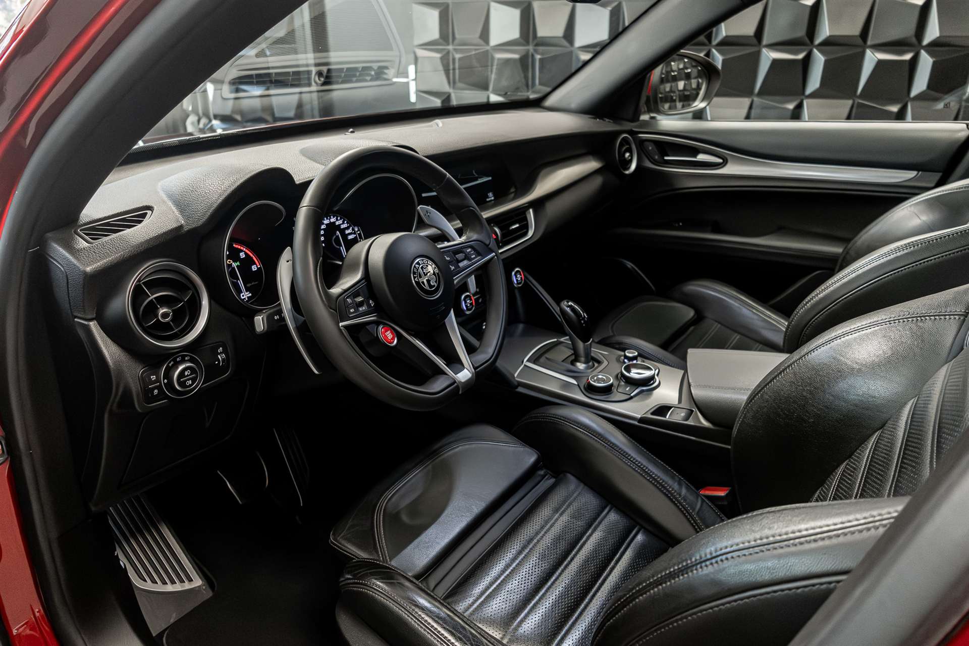 ALFA ROMEO Stelvio 2.2 JTDM Super Q4 Automatic-image-11