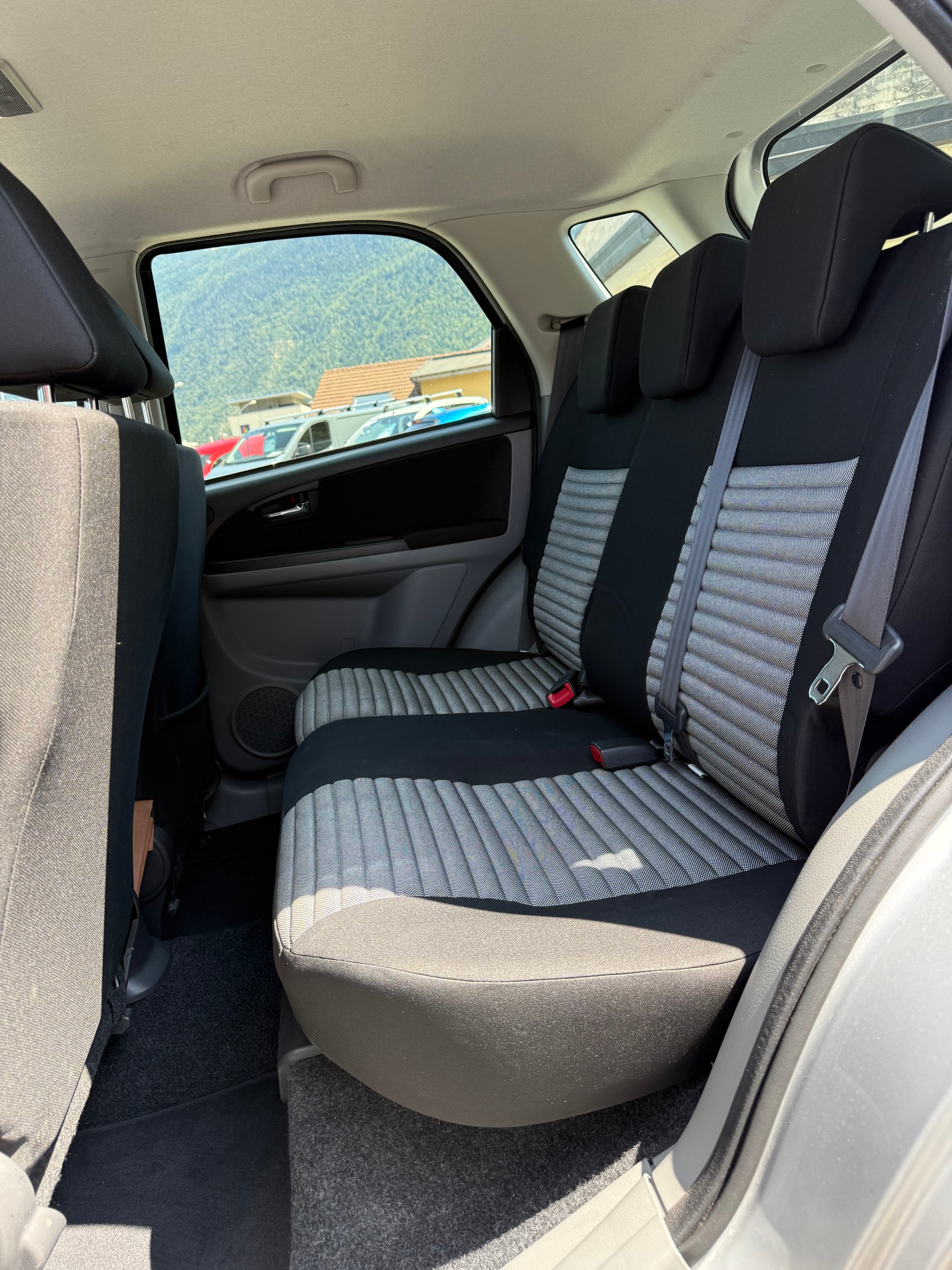 SUZUKI SX4 1.6 16V GL Top Piz Sulai 4WD-image-13