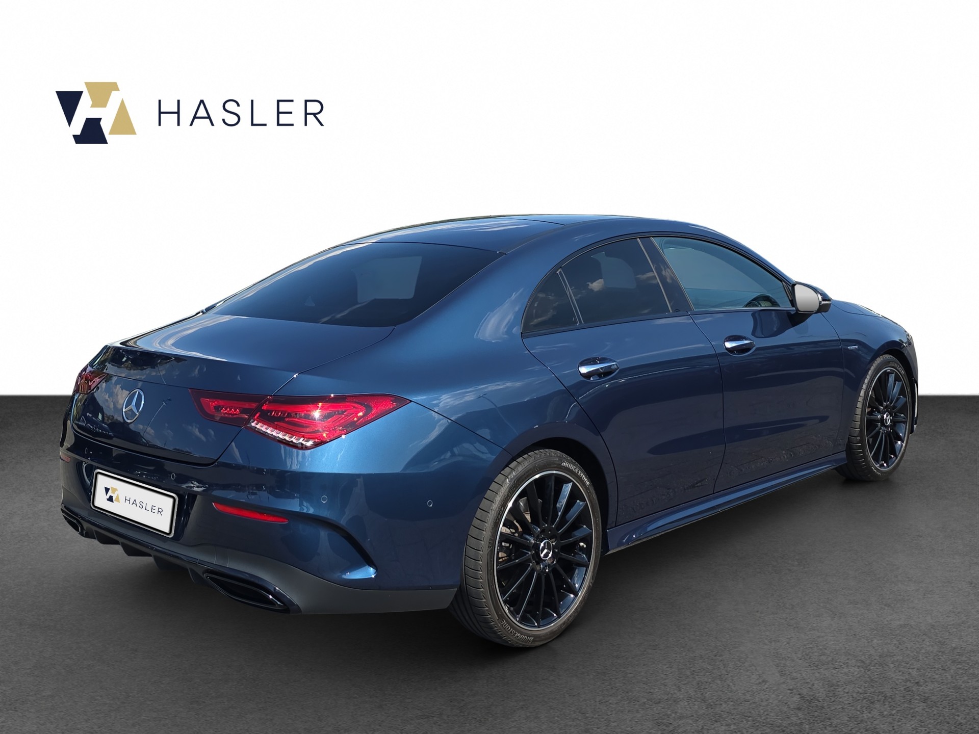 MERCEDES-BENZ CLA 250 4Matic AMG Line 7G-DCT-image-5