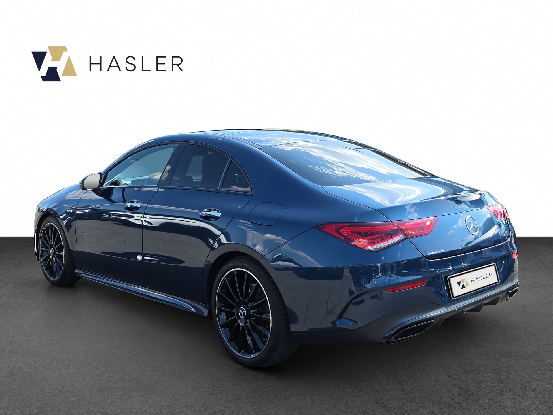 MERCEDES-BENZ CLA 250 4Matic AMG Line 7G-DCT-image-3