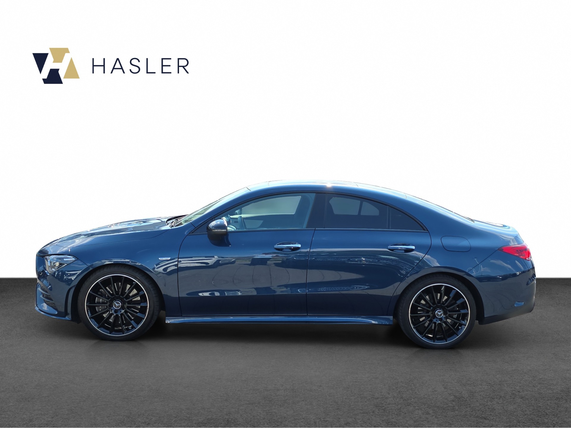MERCEDES-BENZ CLA 250 4Matic AMG Line 7G-DCT-image-2