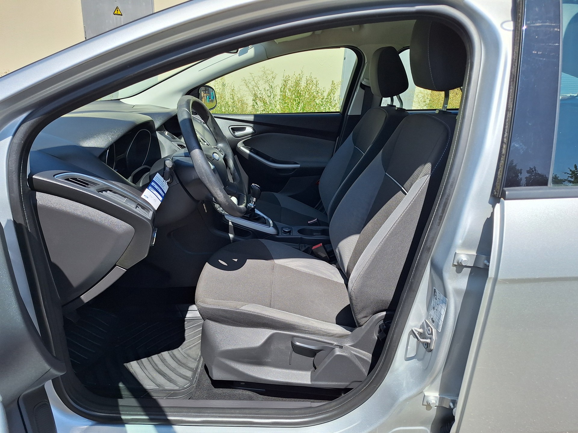 FORD Focus 1.0 SCTi Carving-image-6