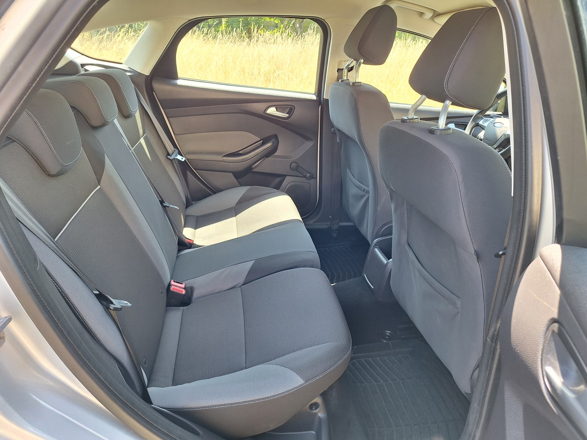 FORD Focus 1.0 SCTi Carving-image-8