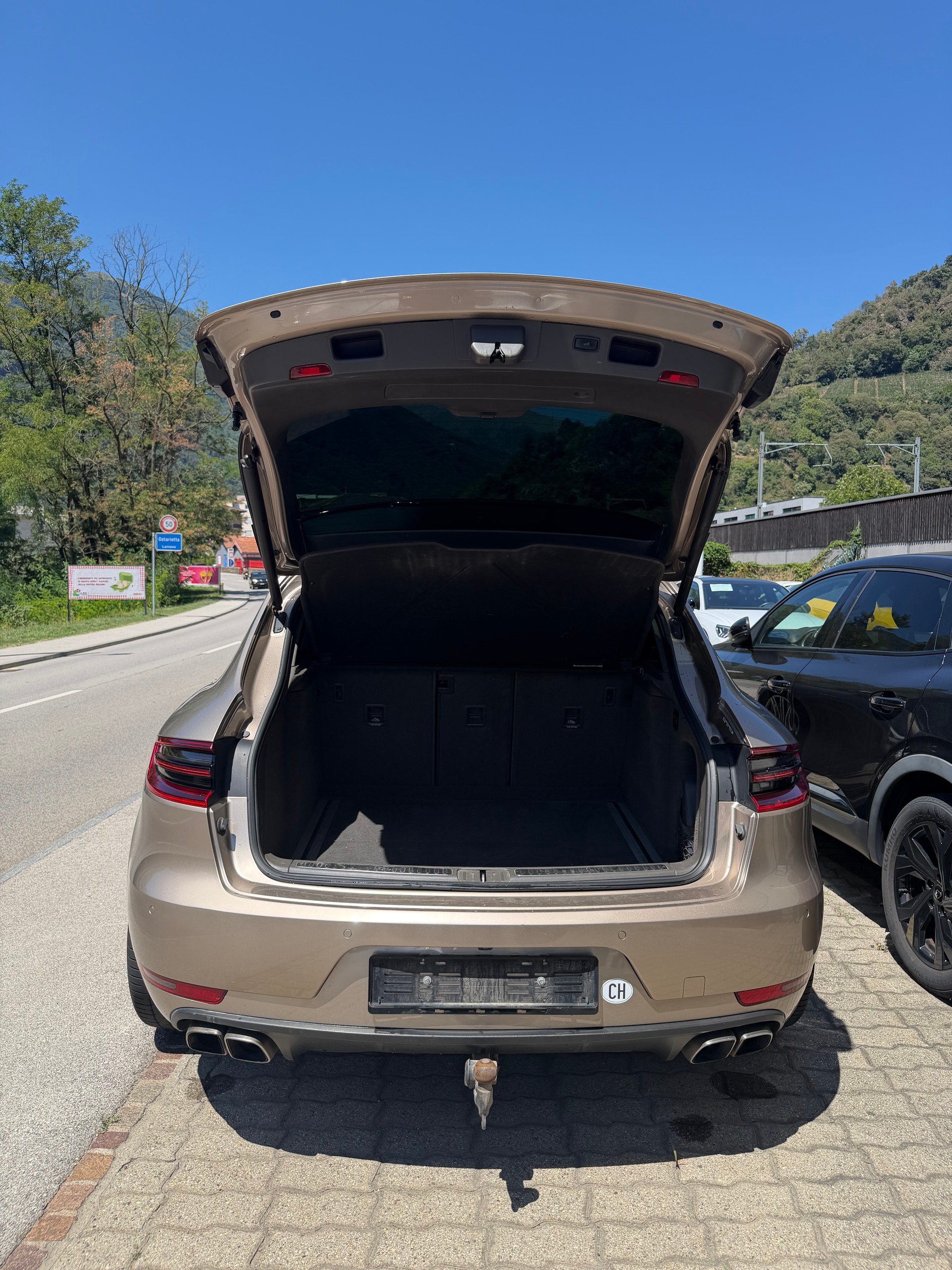 PORSCHE Macan Turbo PDK-image-6