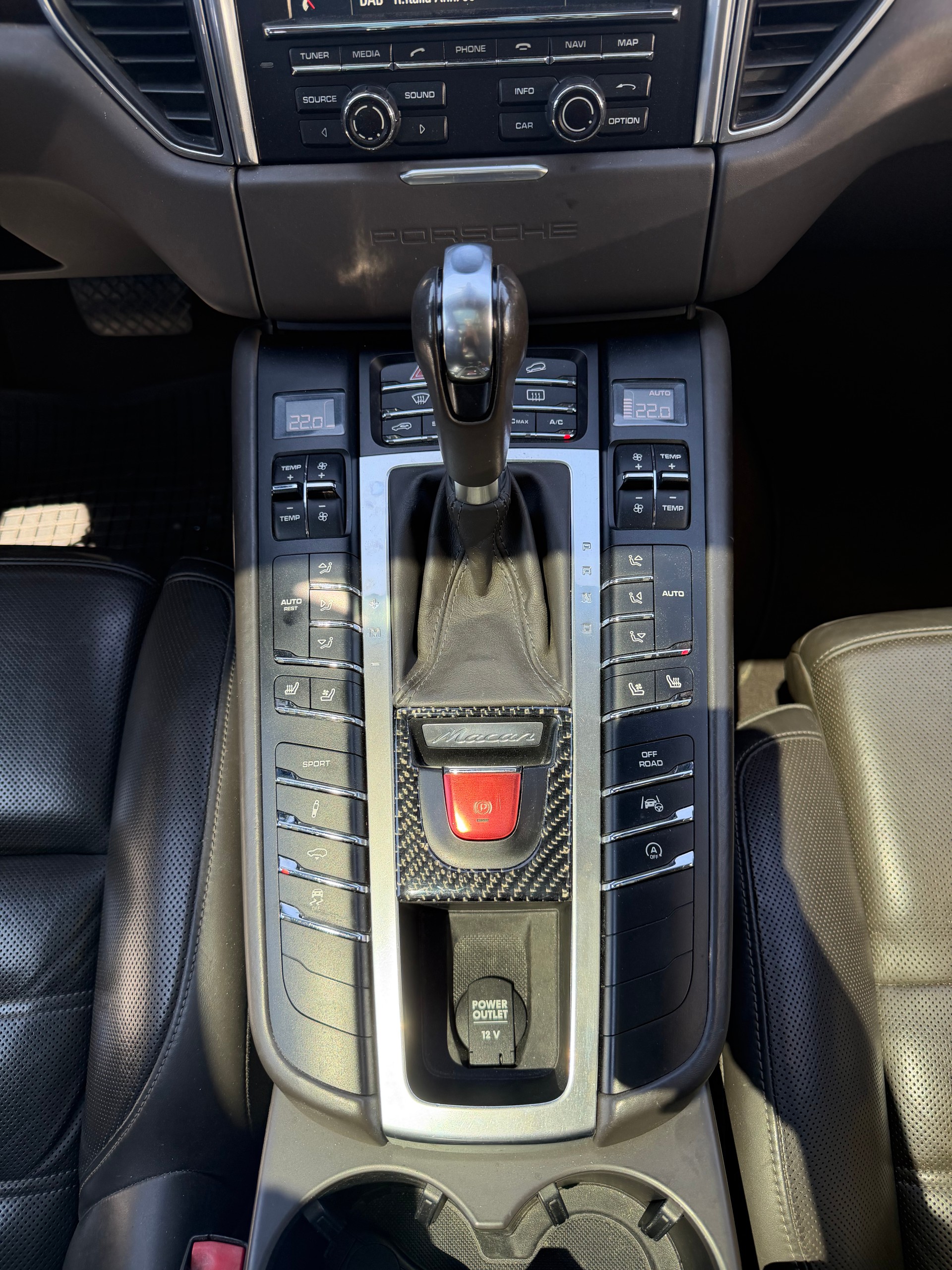 PORSCHE Macan Turbo PDK-image-12