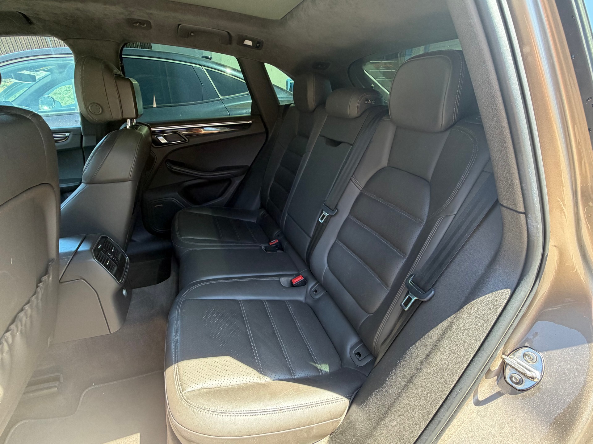 PORSCHE Macan Turbo PDK-image-15