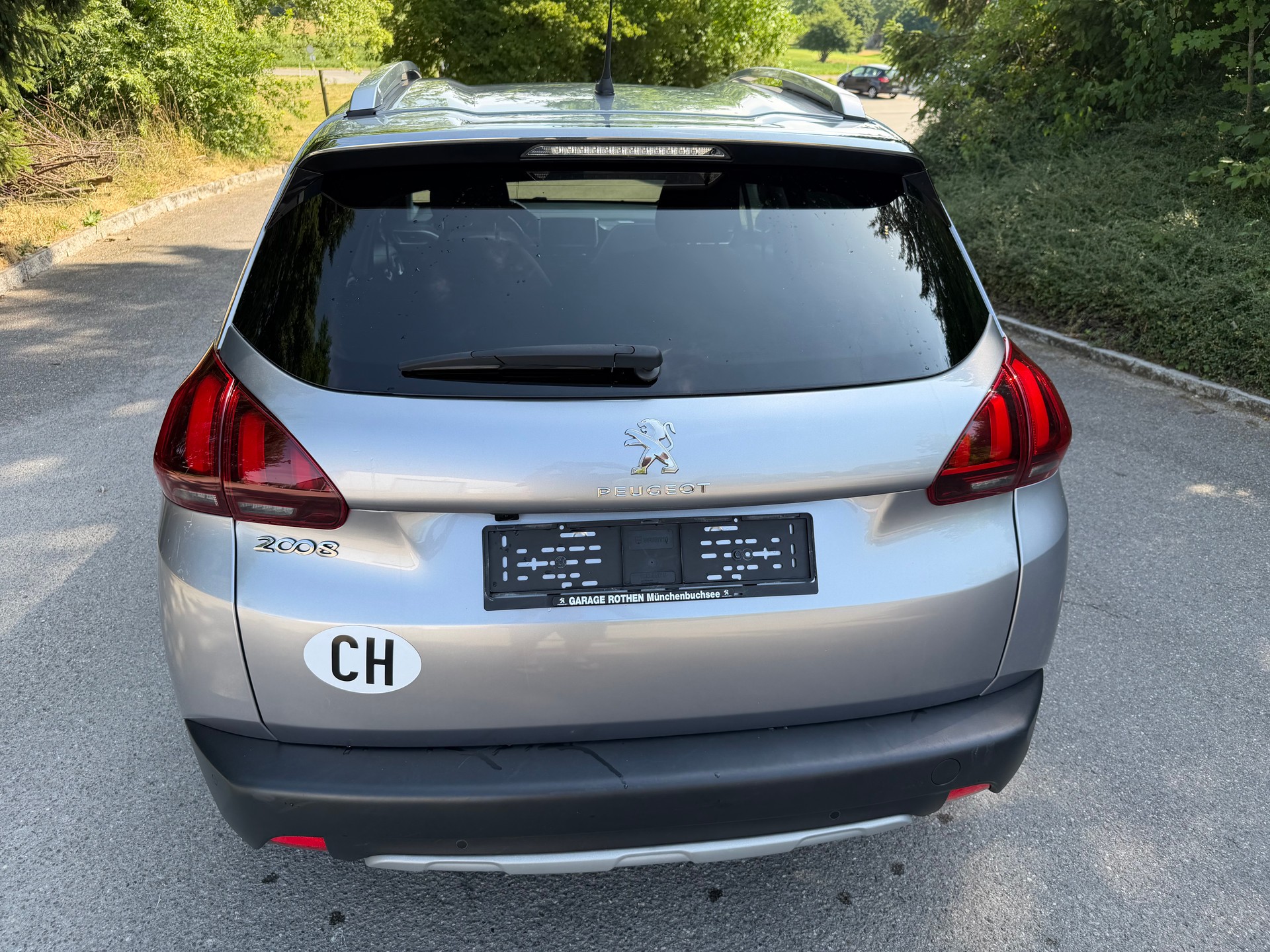 PEUGEOT 2008 1.5 BlueHDi Allure EAT-image-4
