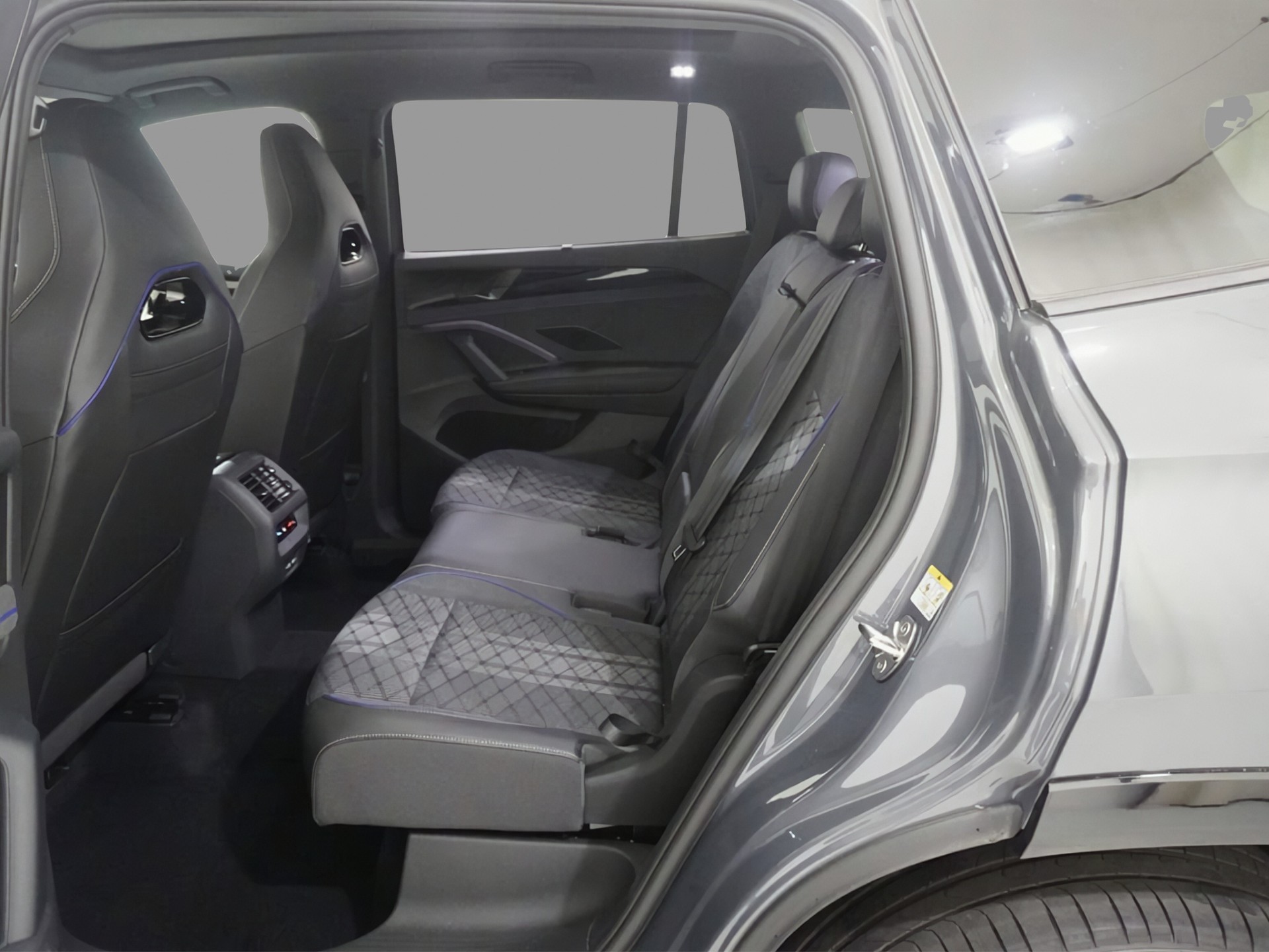 VW Tayron 2.0 TSI R-Line Plus DSG 4motion-image-10