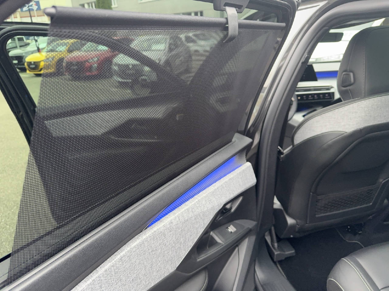 PEUGEOT 5008 1.2 Hybrid GT-image-13