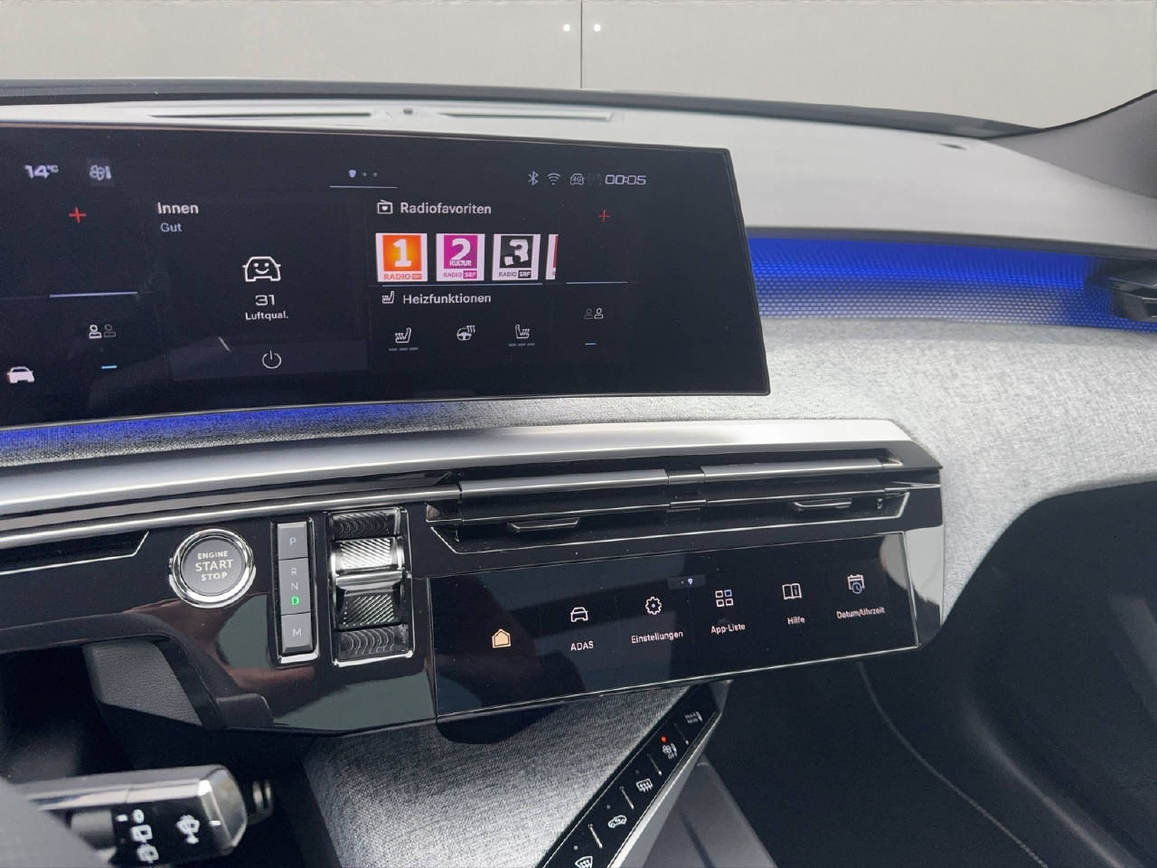 PEUGEOT 5008 1.2 Hybrid GT-image-10