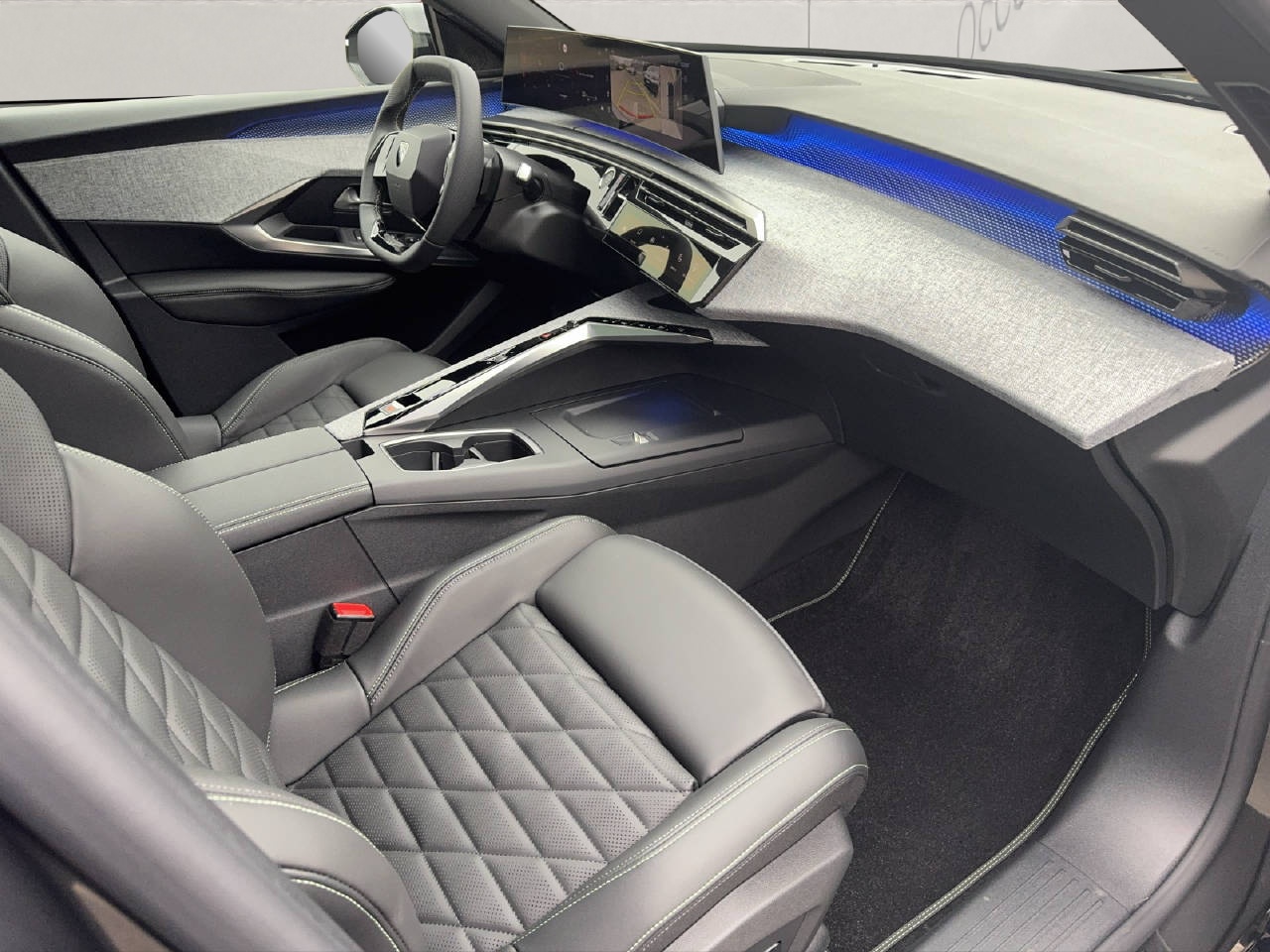 PEUGEOT 5008 1.2 Hybrid GT-image-6