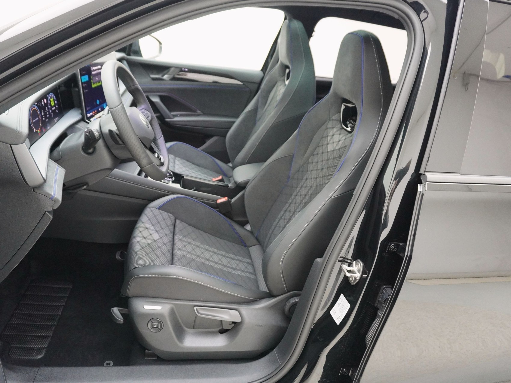 VW Tayron 2.0 TSI R-Line DSG 4motion-image-12