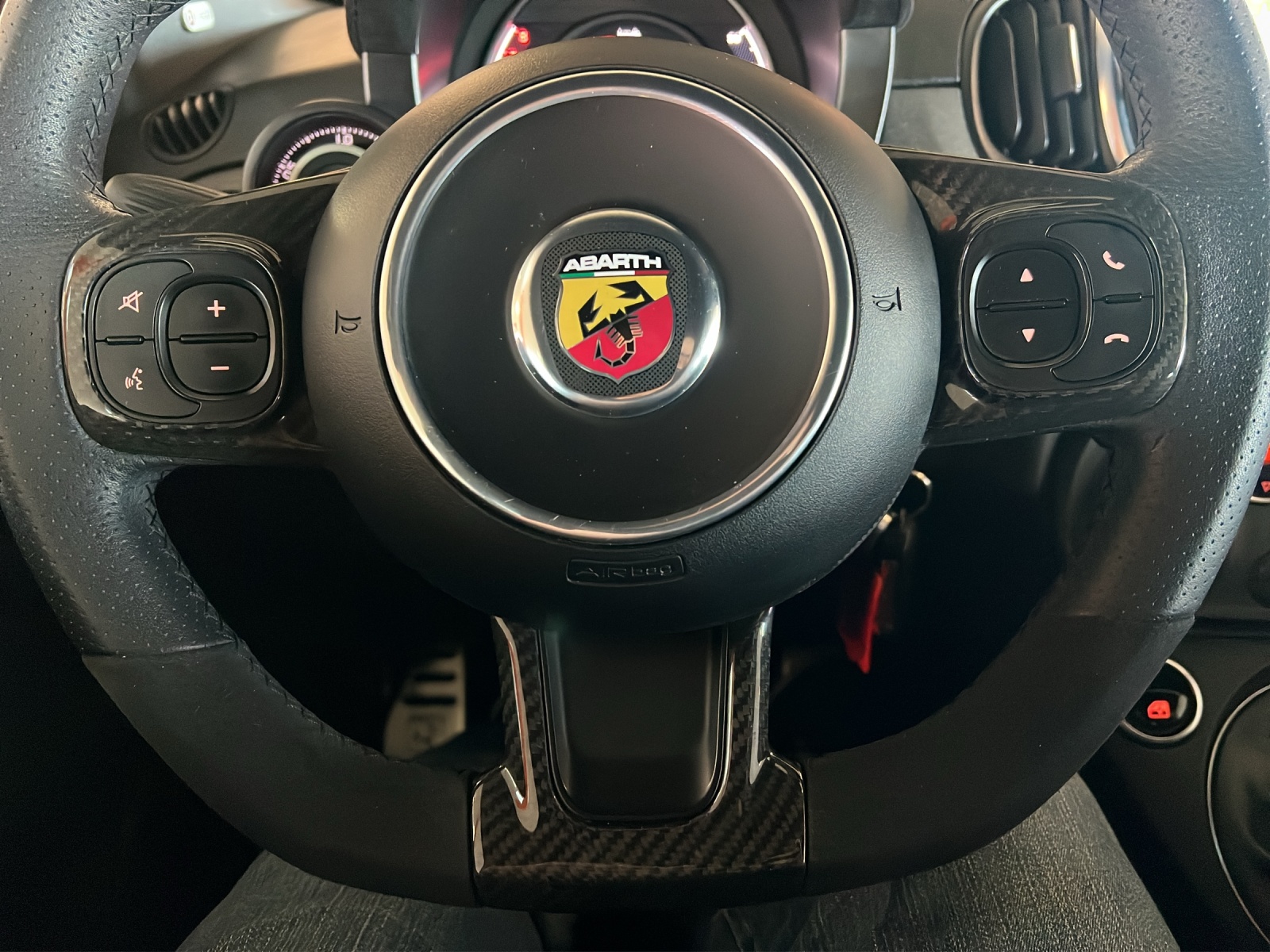 FIAT 595C 1.4 16V Turbo Abarth Competizione-image-16