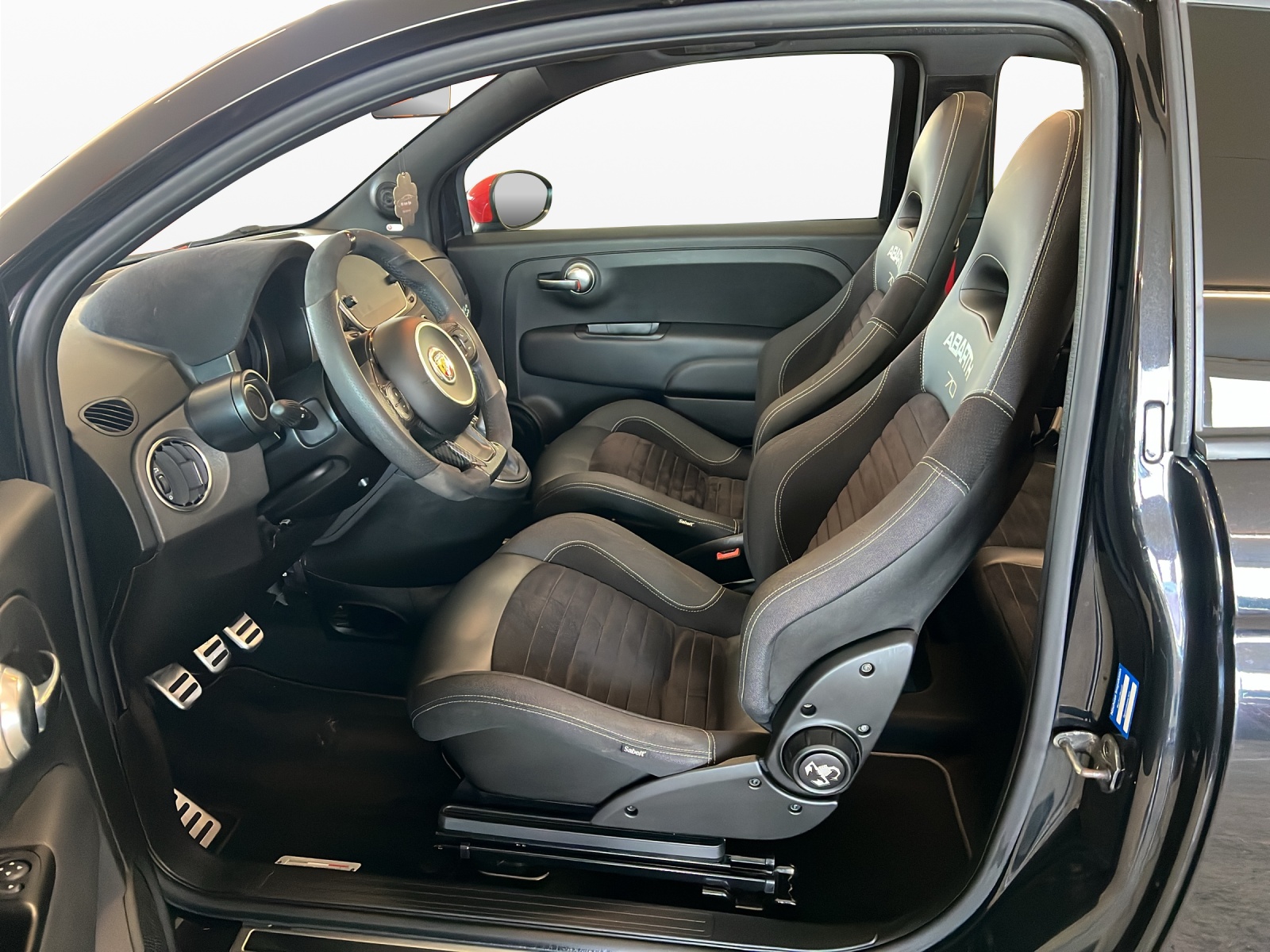 FIAT 595C 1.4 16V Turbo Abarth Competizione-image-10