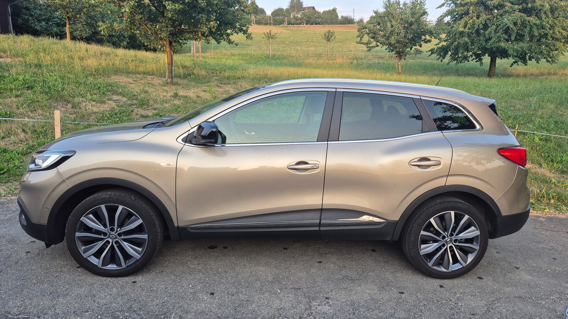 RENAULT Kadjar 1.5 dCi Bose EDC-image-2