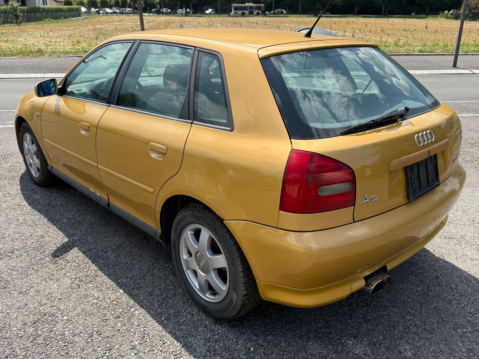 AUDI A3 1.8 T quattro Ambition-image-3