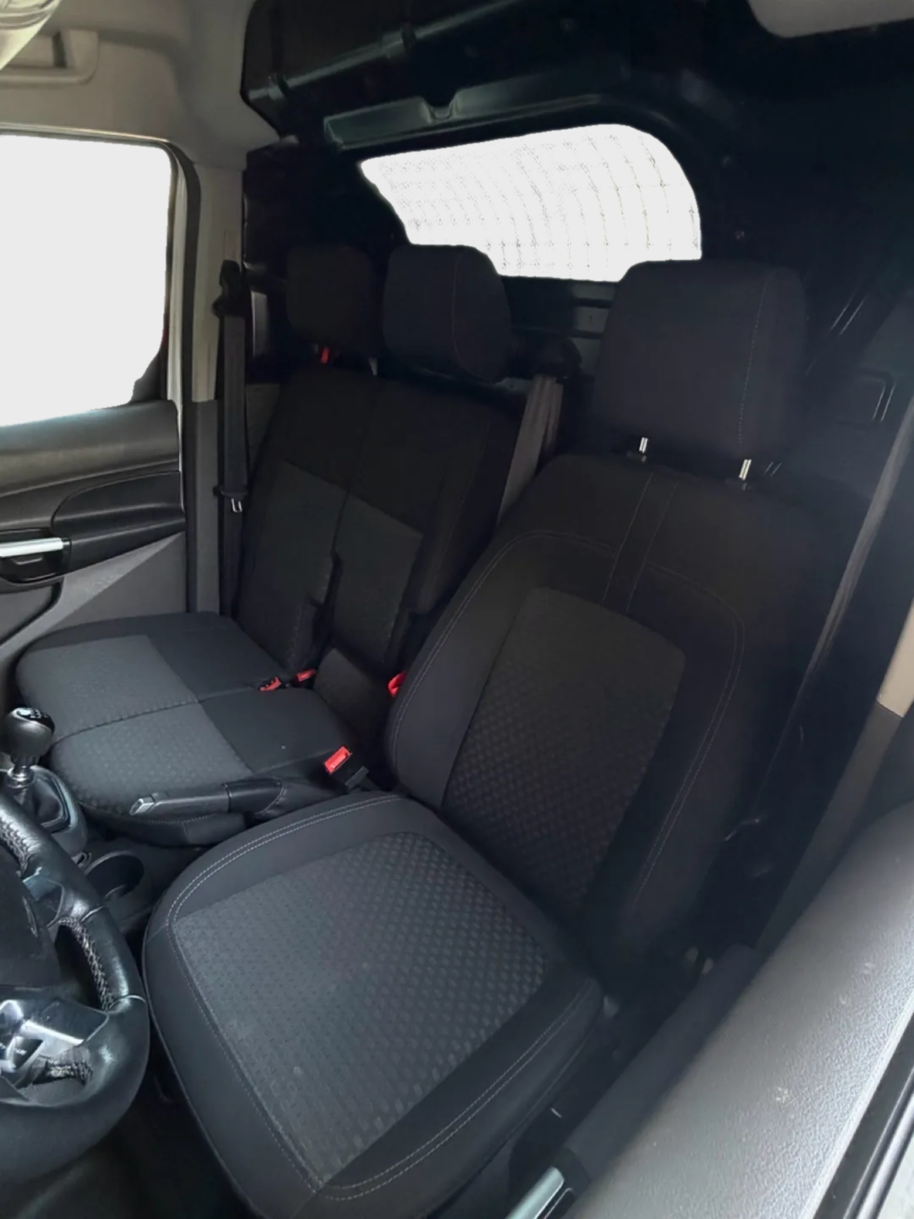FORD Transit Connect Van T210 1.0 EcoBoost Ambiente-image-15