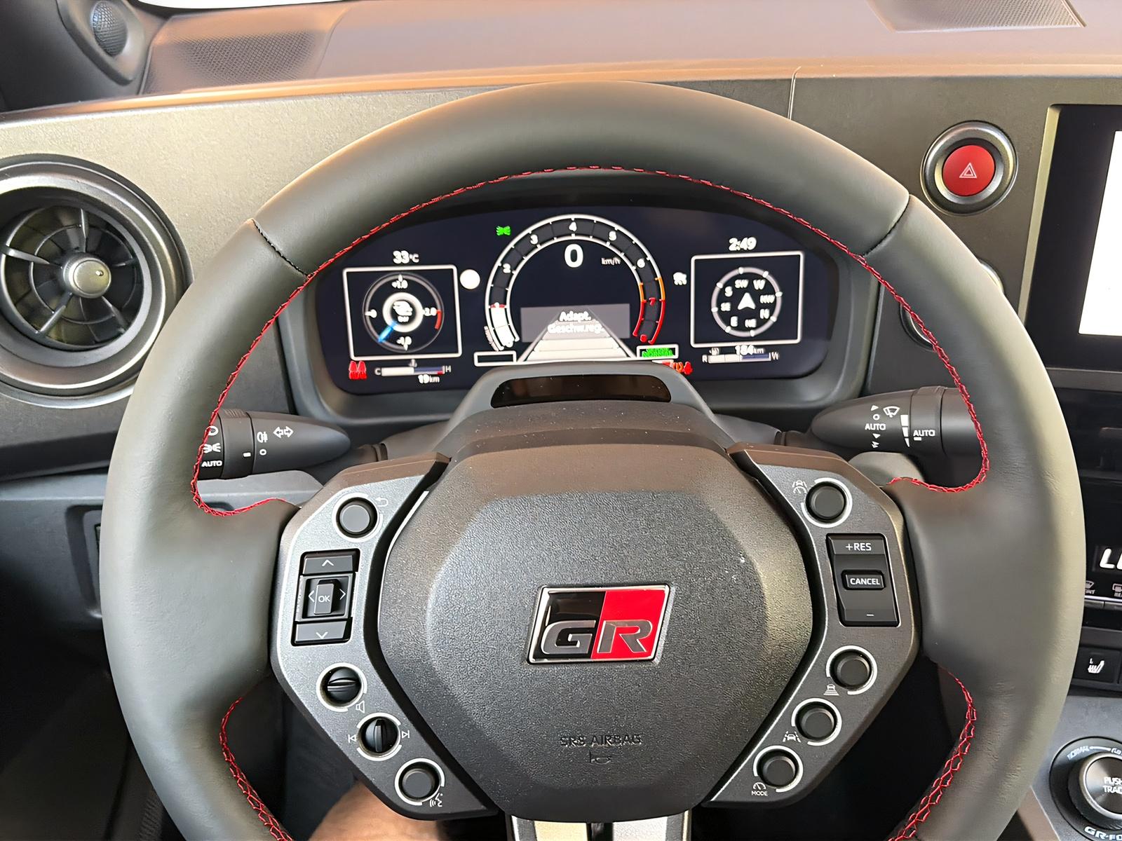 TOYOTA GR Yaris 1.6 Turbo Sport 4x4-image-9