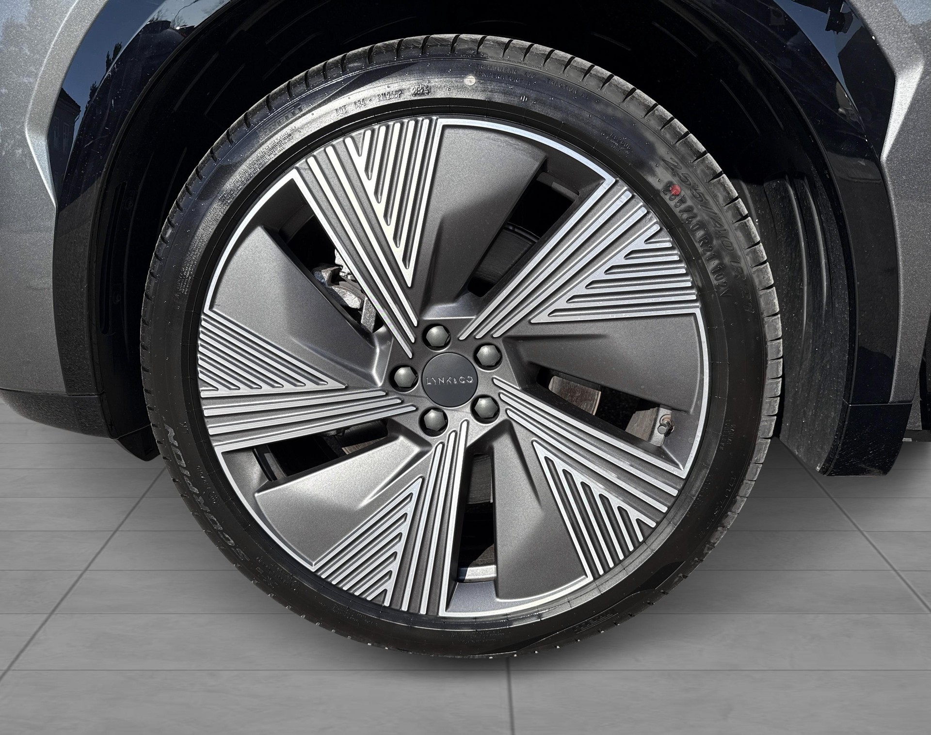 LYNK & CO 08-image-10