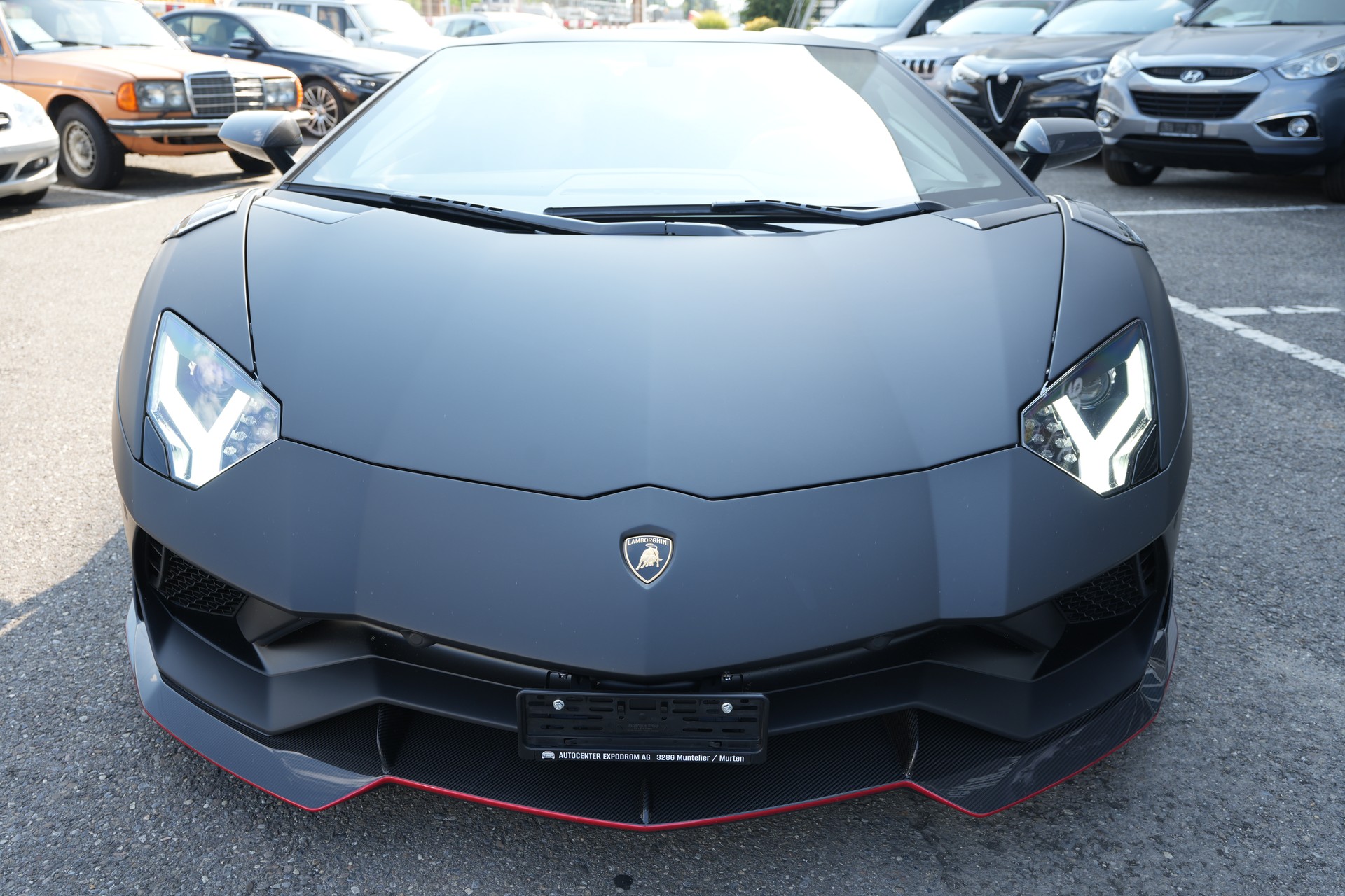 LAMBORGHINI Aventador S LP740-4 Roadster E-Gear-image-3