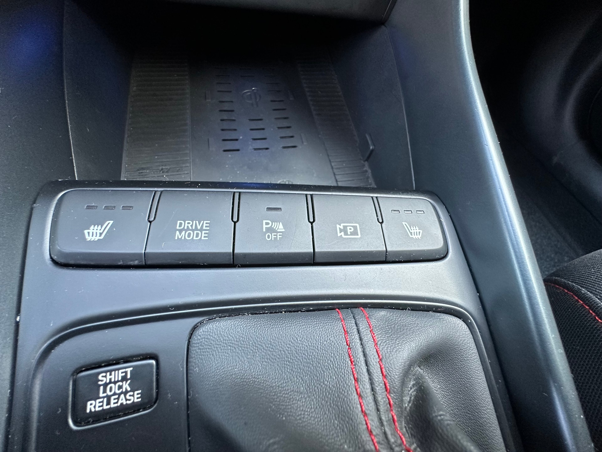 HYUNDAI i20 1.0 T-GDi N Line DCT-image-13