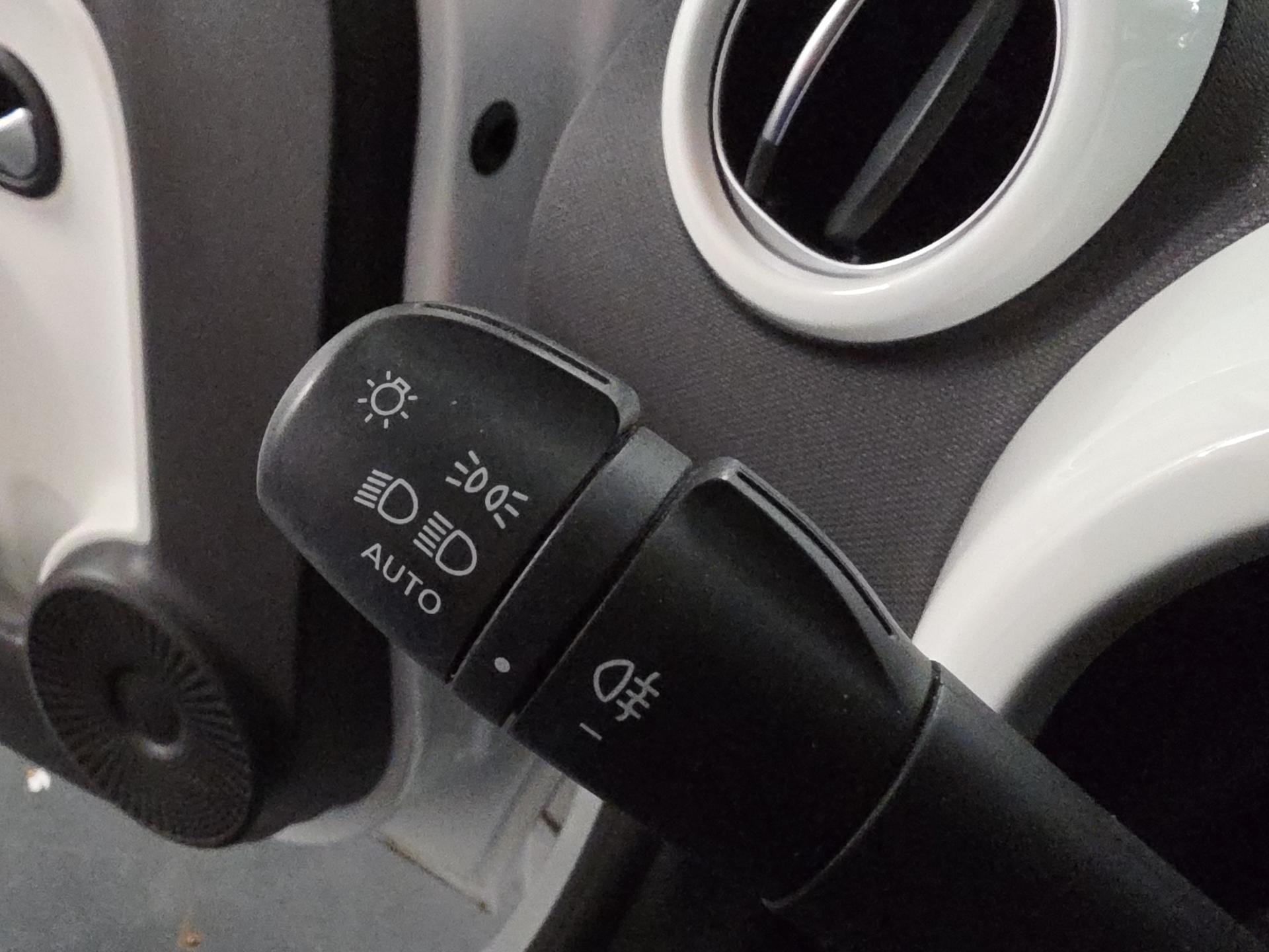 RENAULT Twingo Electric Intens-image-19