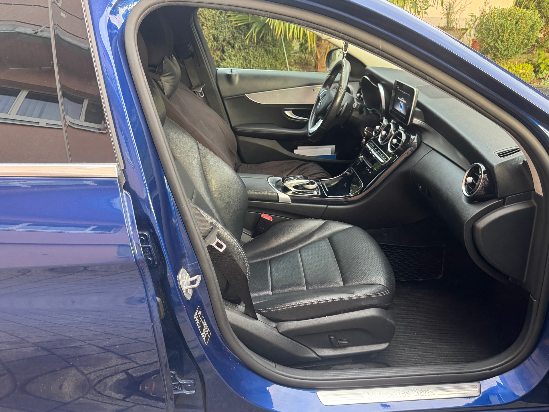 MERCEDES-BENZ C 180 9G-Tronic-image-8