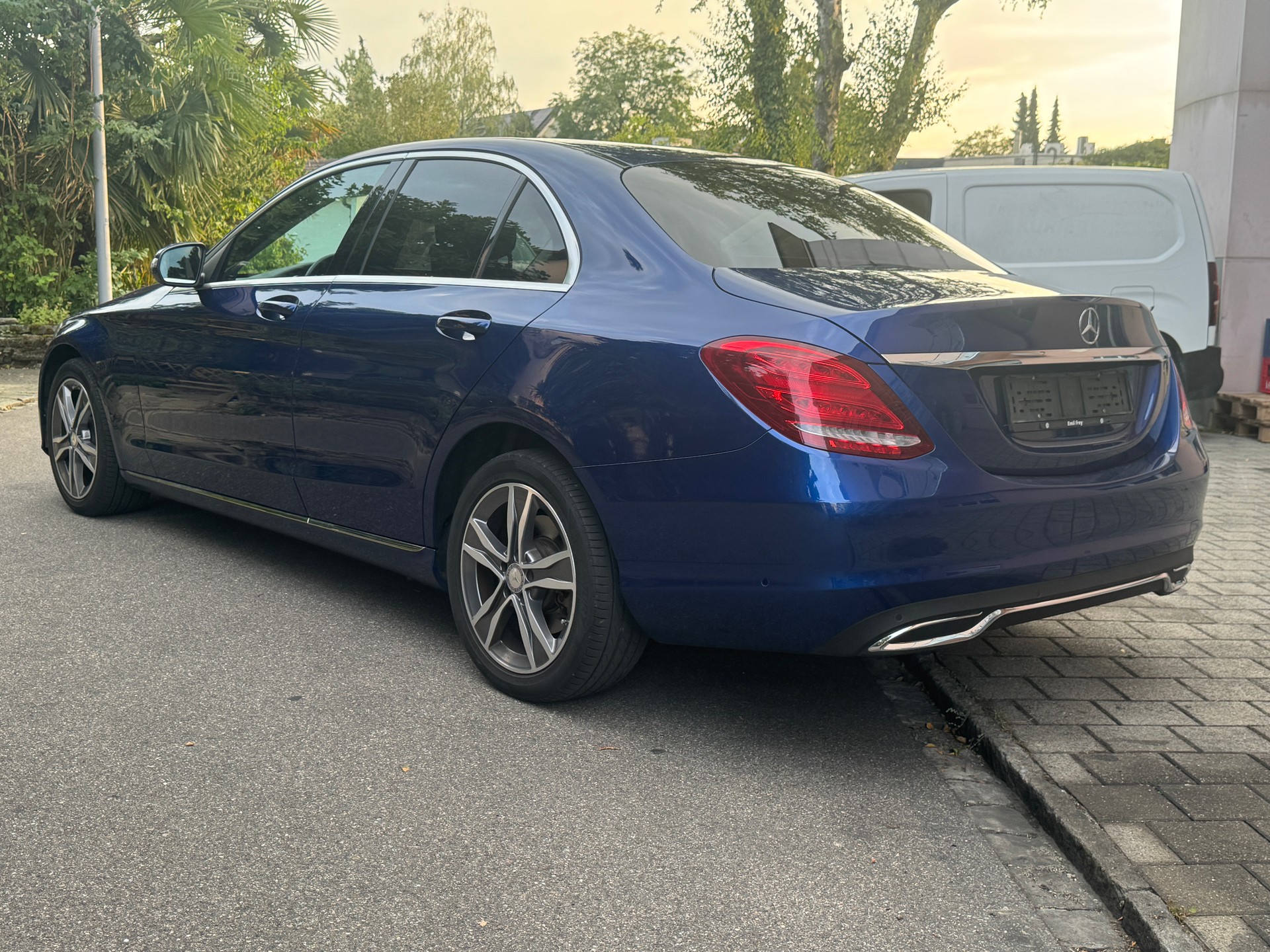 MERCEDES-BENZ C 180 9G-Tronic-image-4