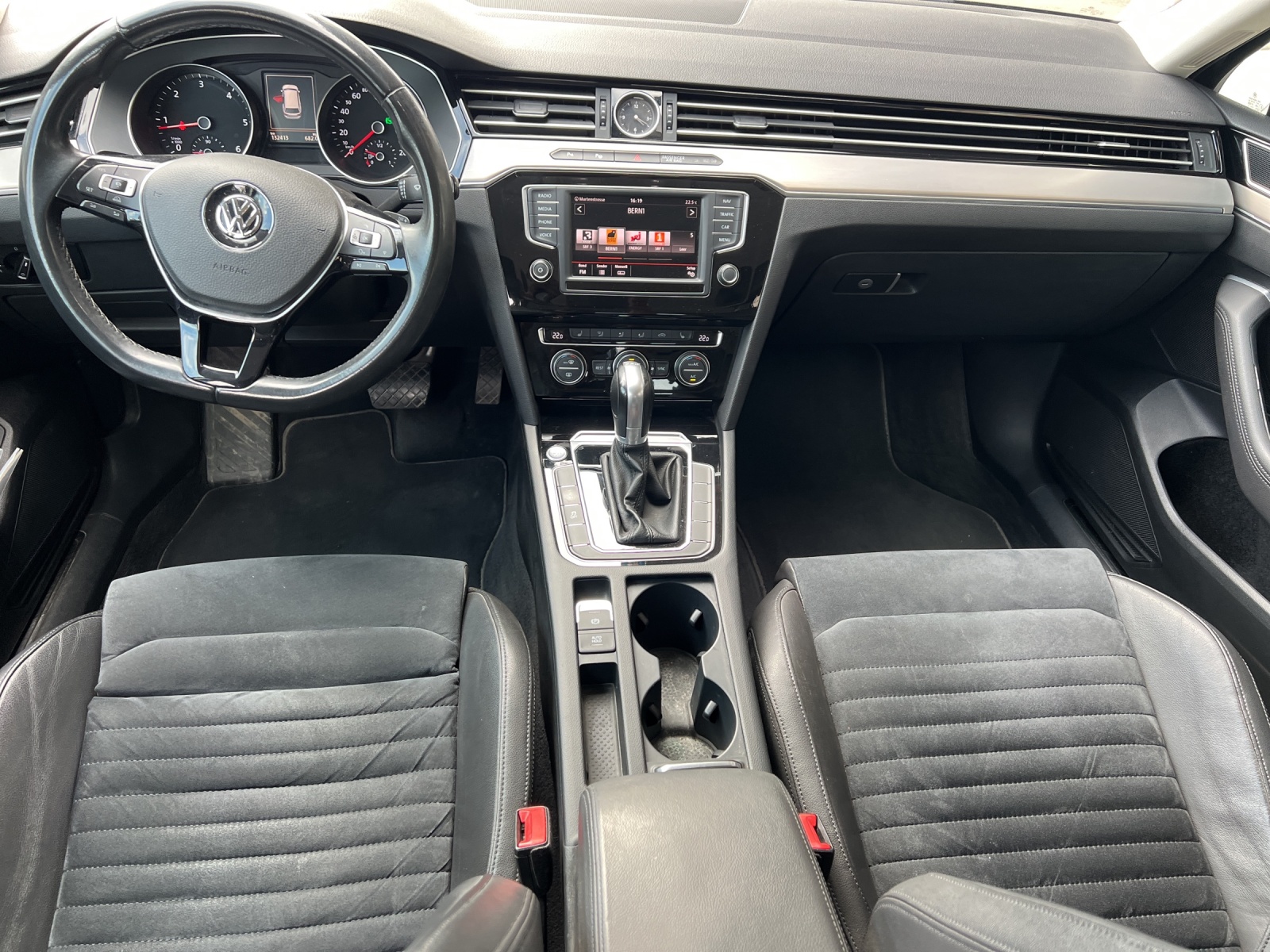 VW Passat Variant 2.0 TDI SCR BMT Highline DSG-image-7