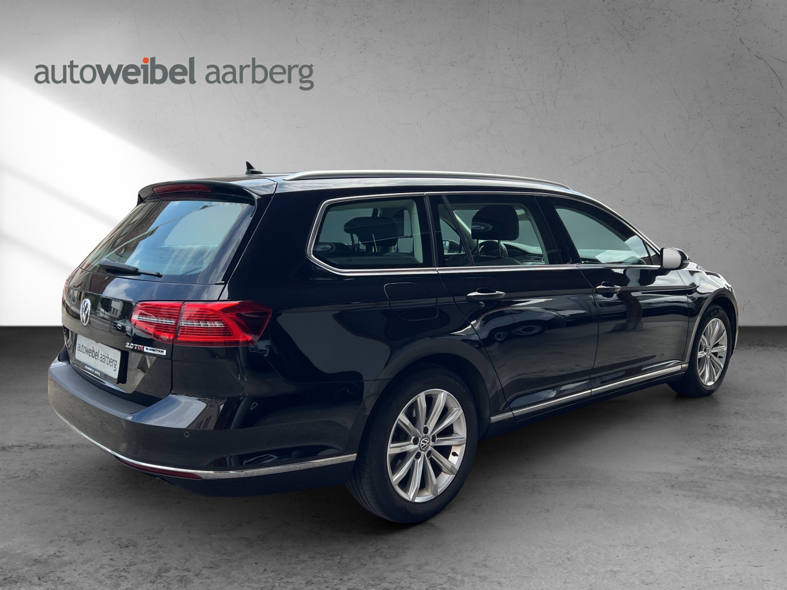 VW Passat Variant 2.0 TDI SCR BMT Highline DSG-image-1