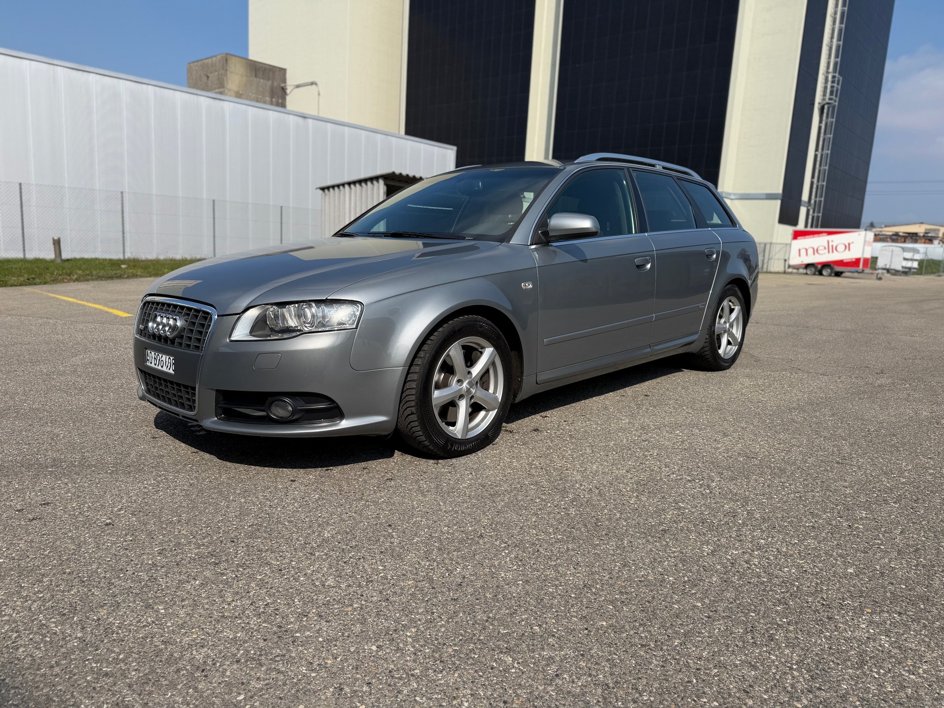 AUDI A4 Avant 2.7 TDI-image-1