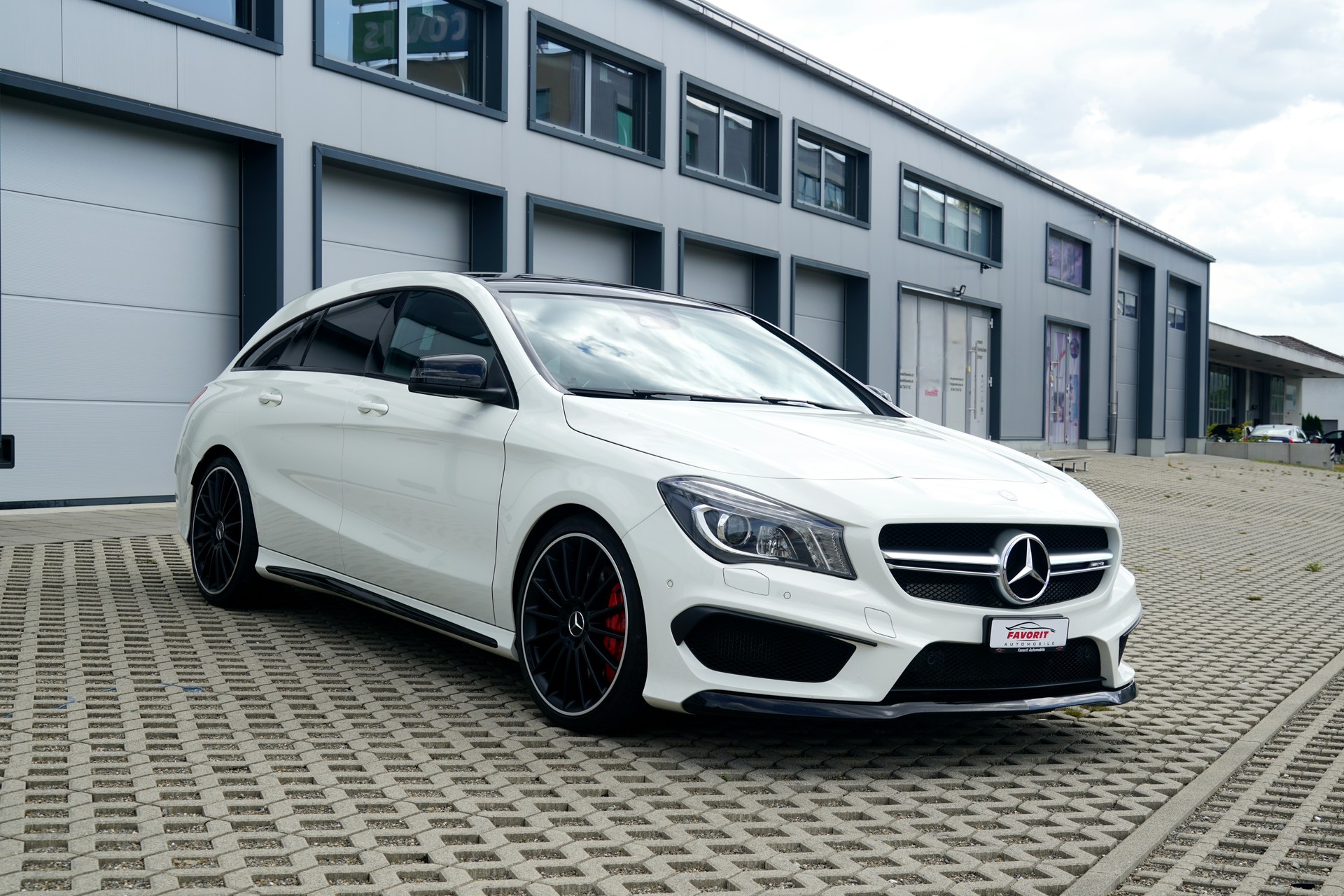 MERCEDES-BENZ CLA Shooting Brake 45 AMG 4Matic Speedshift (CH)-image-6
